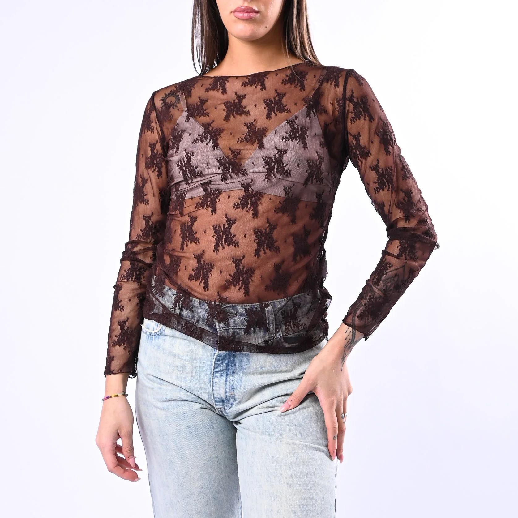 B LOVE - BLUSA IN PIZZO SCOLLO BARCHETTA ART.11817P - MORO