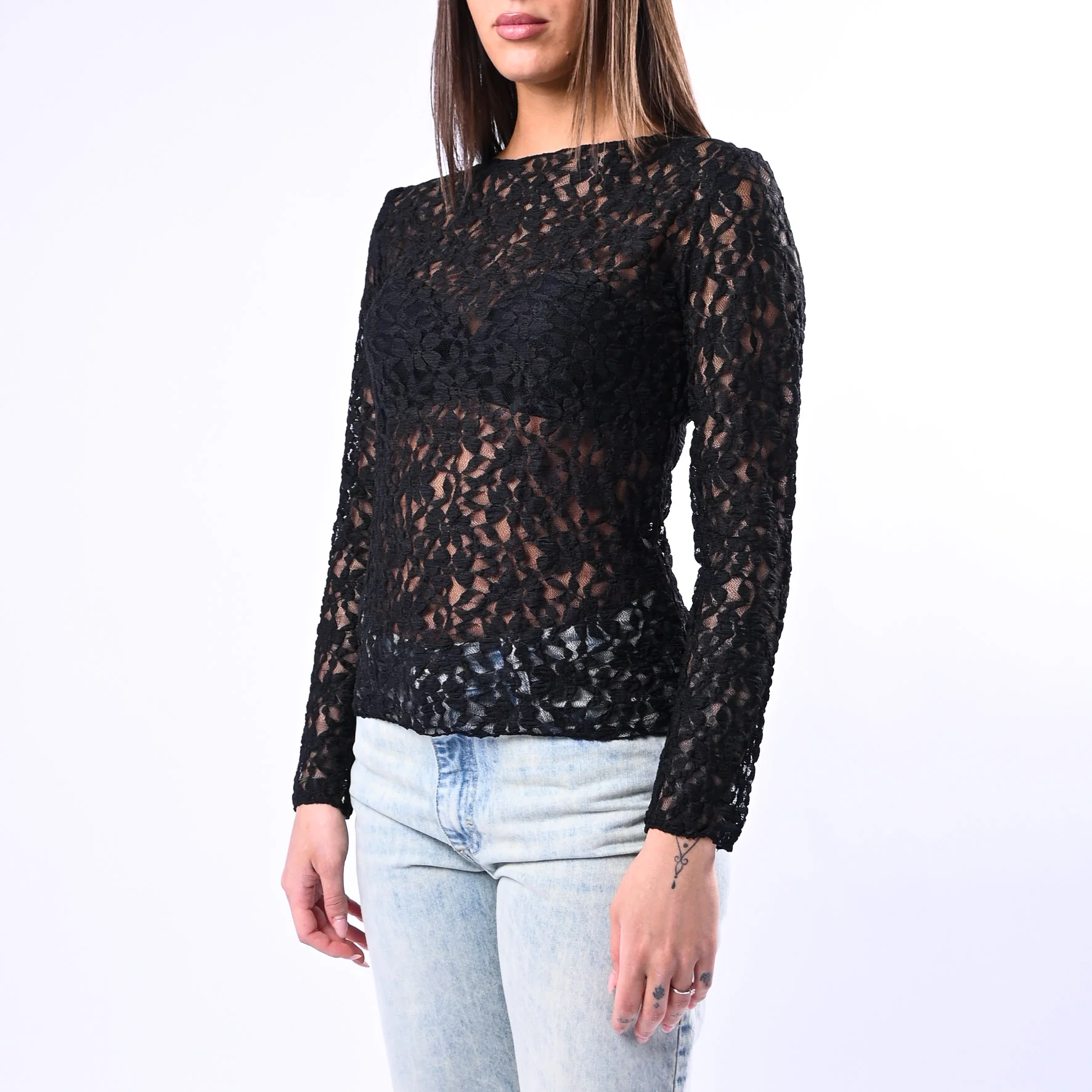 B LOVE - BLUSA SCOLLO BARCHETTA IN PIZZO ART.11817N - NERO - Image 3
