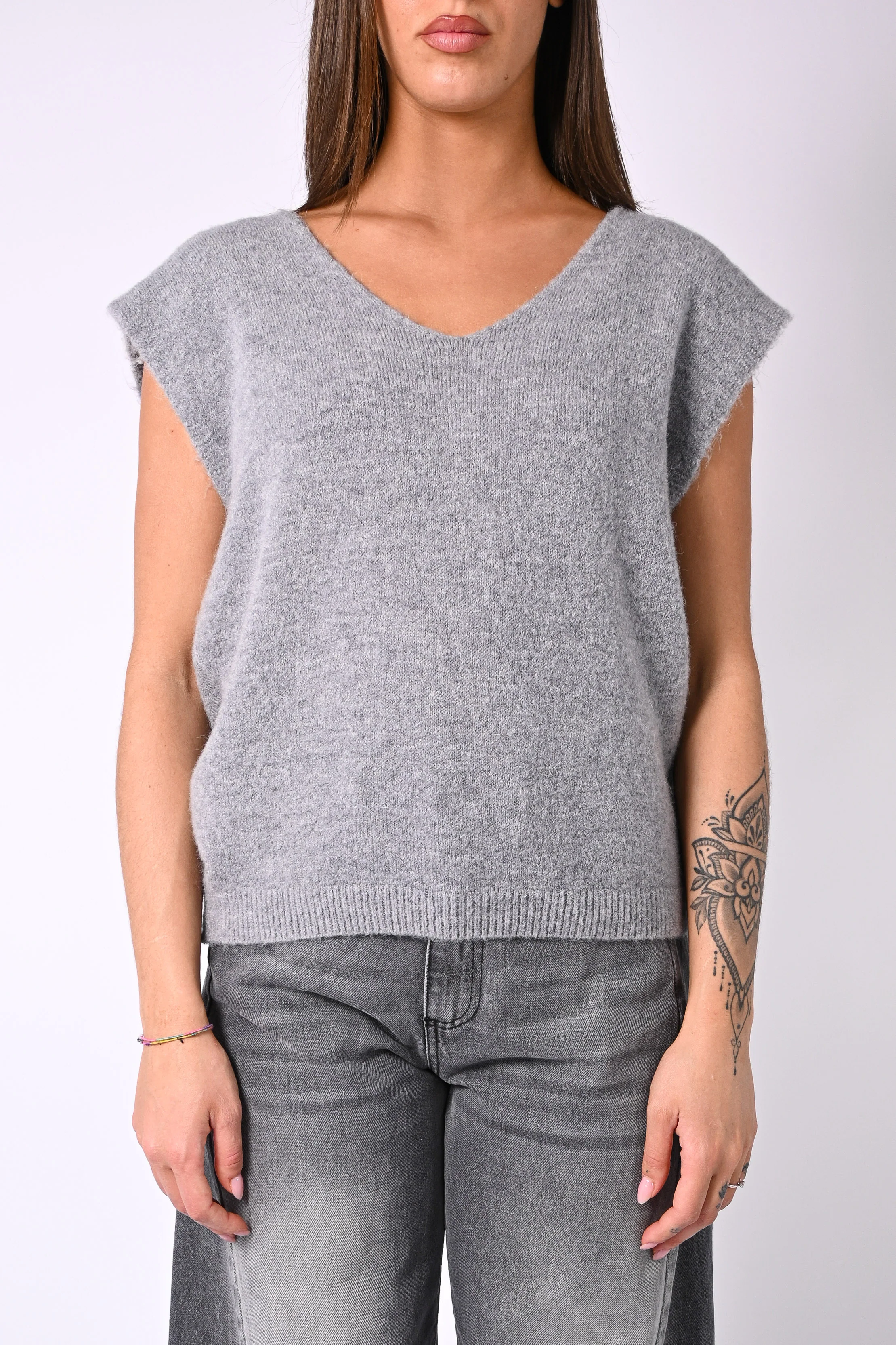 B LOVE - GILET OVER MODELLO SPRING SCOLLO V ART.8802 - GRIGIO - Image 2