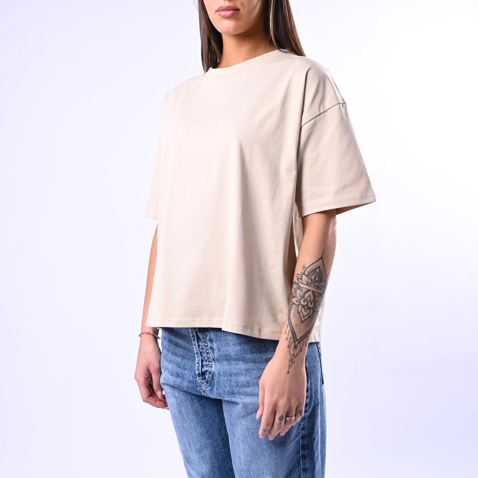 B LOVE - T-SHIRT A SCATOLA MANICA CORTA ART.12016 - BEIGE - Image 3