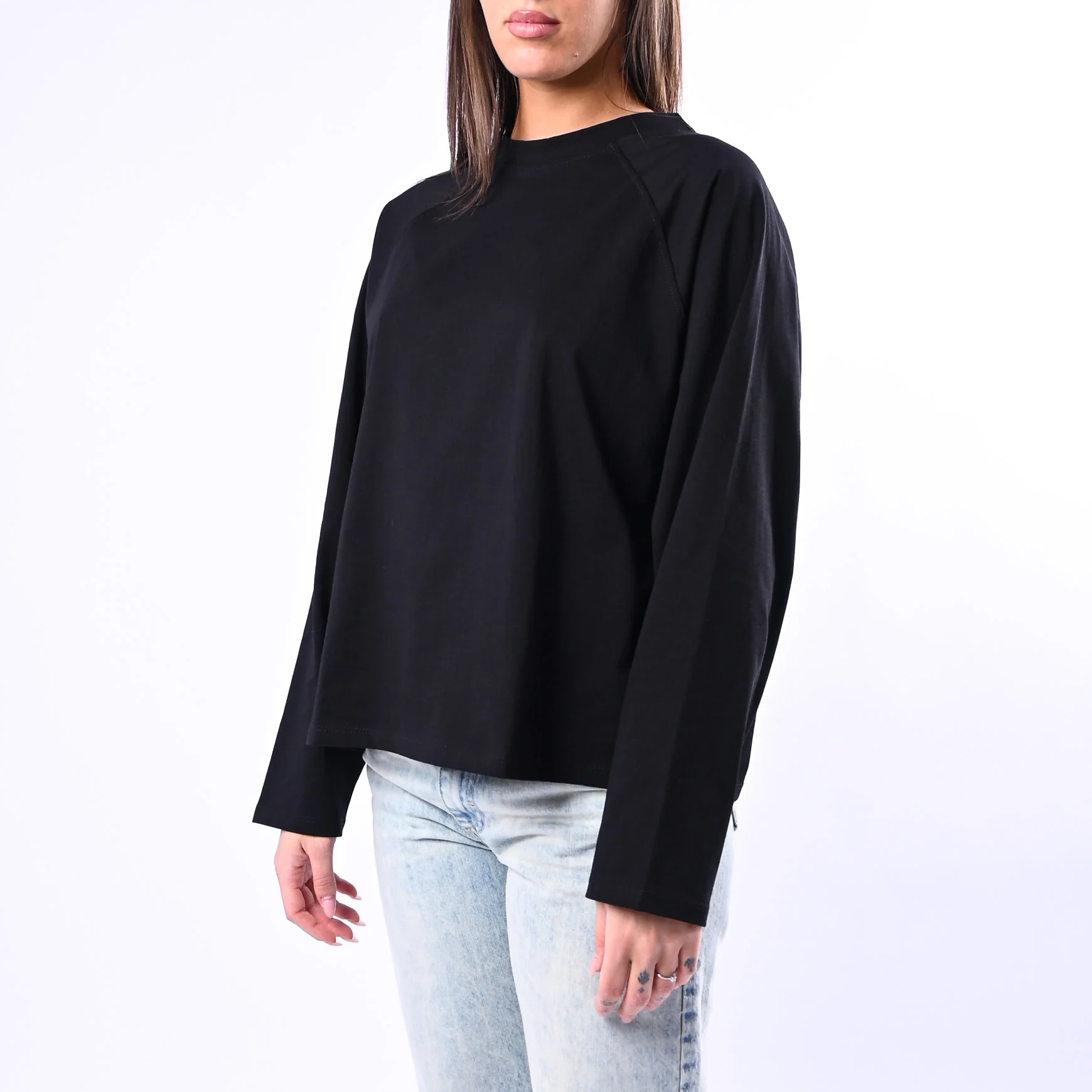 B LOVE - T-SHIRT A SCATOLA MANICA LUNGA ART.11751 - NERO - Image 3