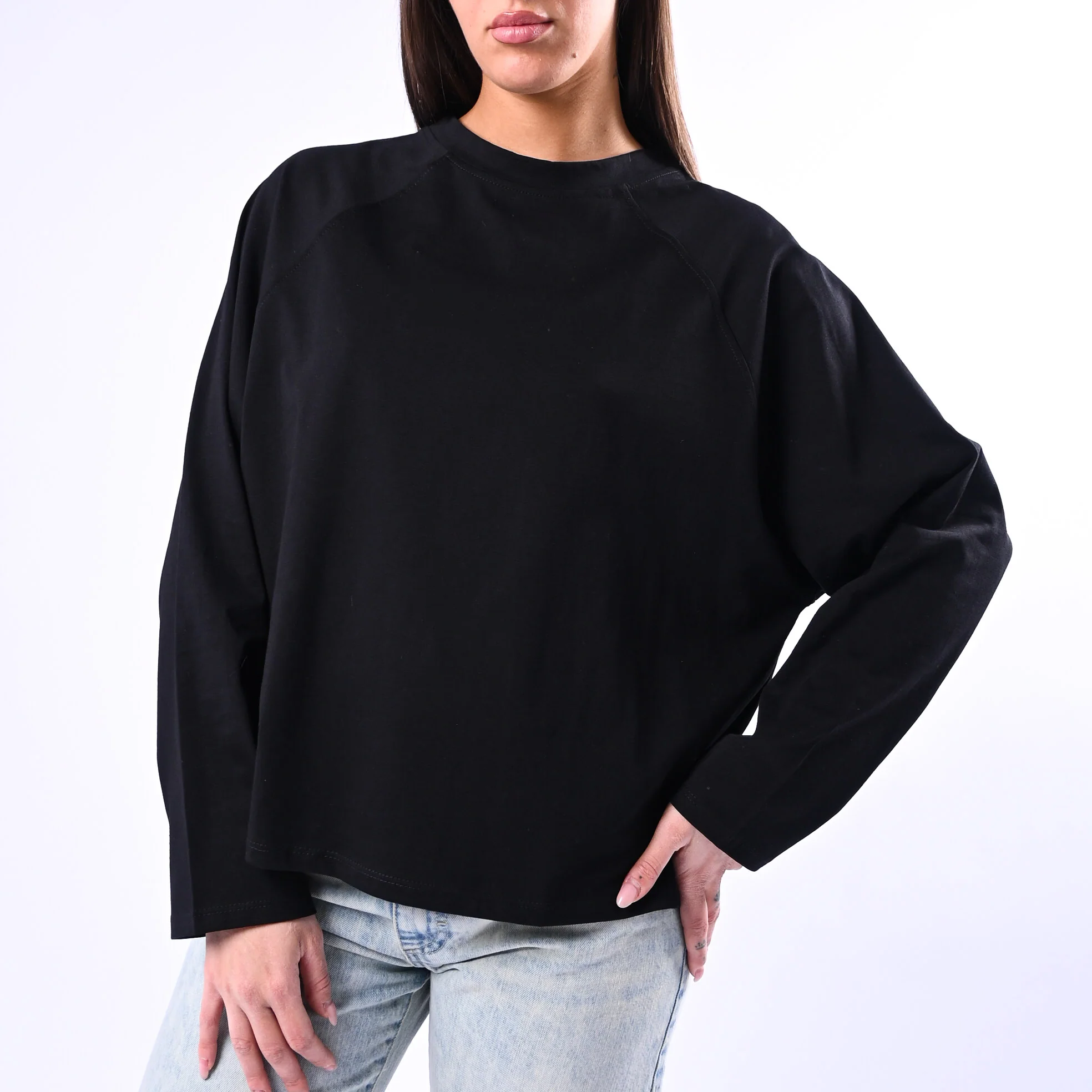 B LOVE - T-SHIRT A SCATOLA MANICA LUNGA ART.11751 - NERO - Image 5