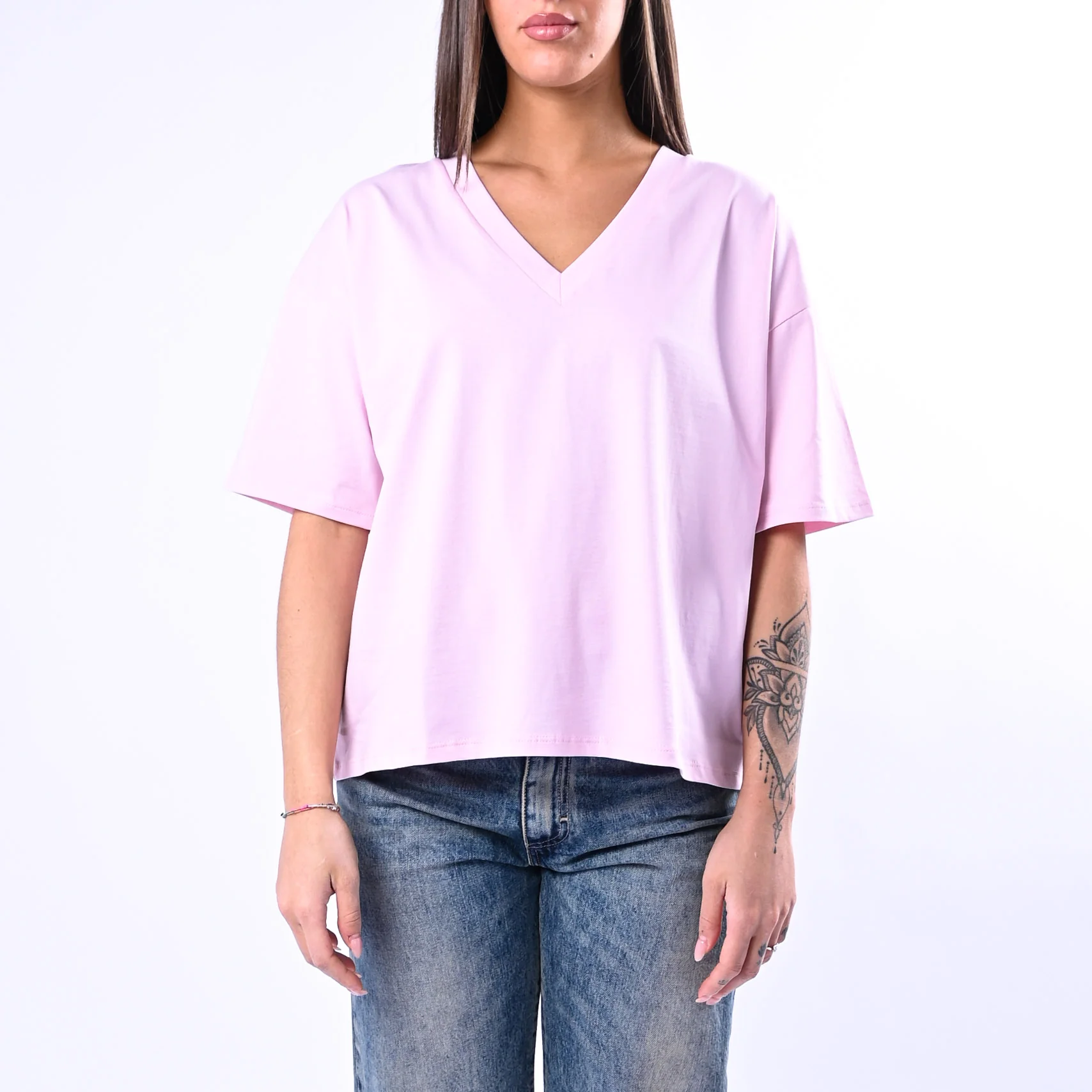 B LOVE - T-SHIRT A SCATOLA SCOLLO V ART.12001 - ROSA - Image 2