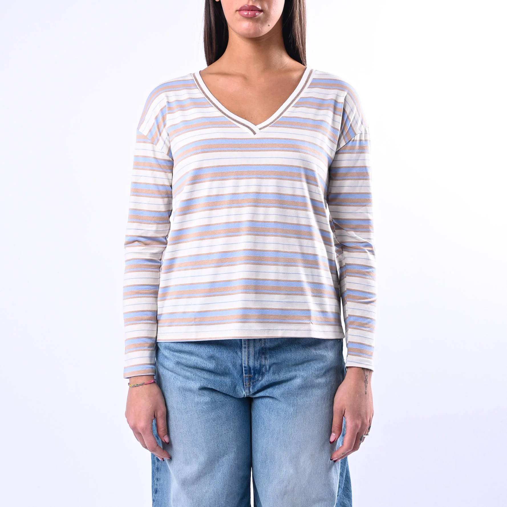 B LOVE - T-SHIRT RIGA SCOLLO V IN VISCOSA ART.12035 - PANNA/CAMMELLO/CELESTE - Image 2