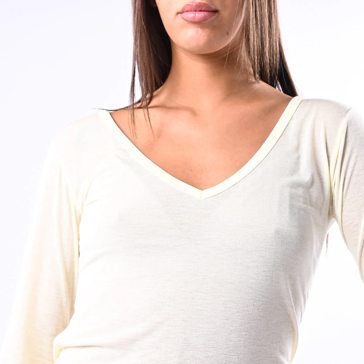 B LOVE - T-SHIRT SCOLLO V MISTO SETA ART.9490 - GIALLO - Image 5