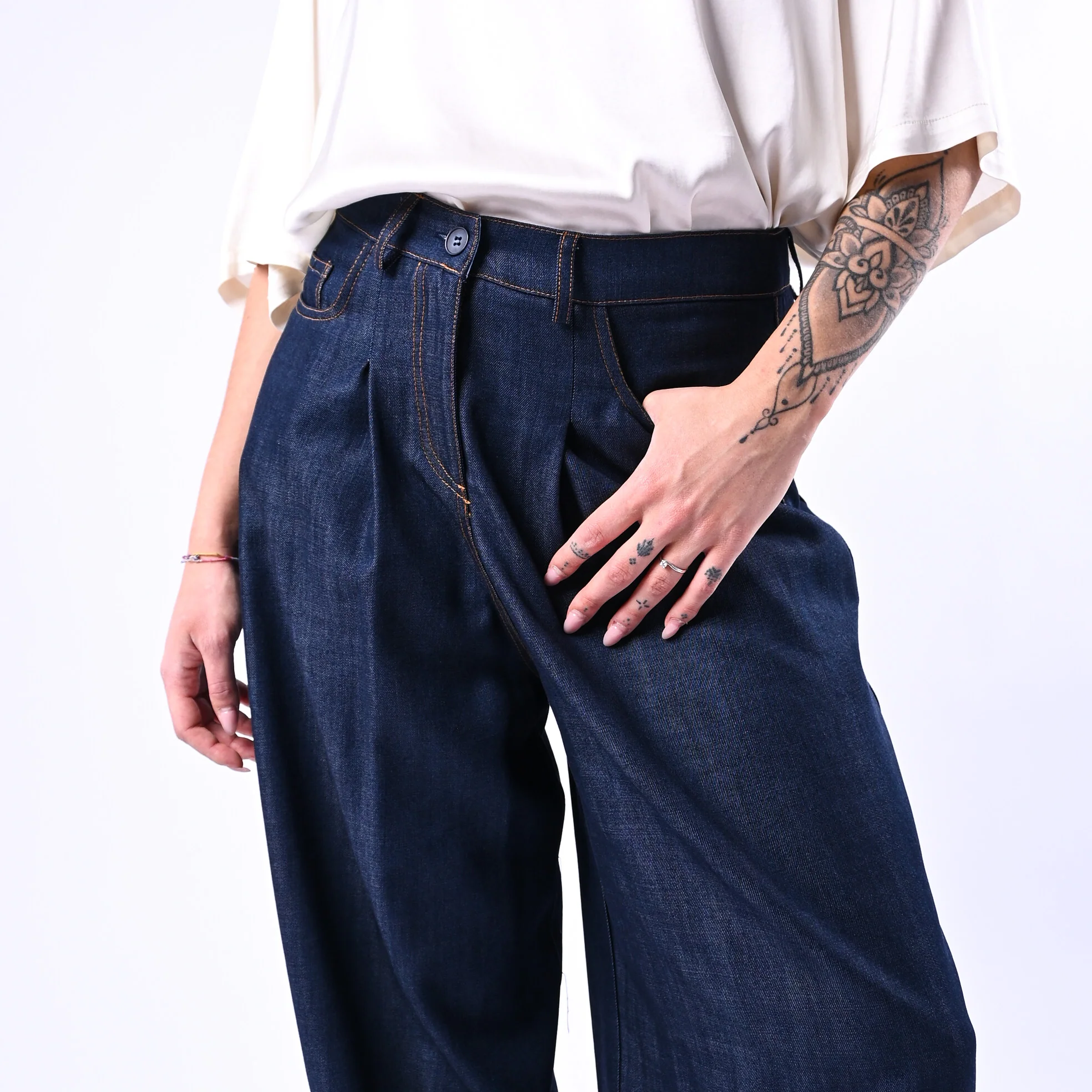 GOLD - PANTALONE TENCEL BALLOON CON PINCE ART.18092/2396 - DENIM SCURO - Image 5