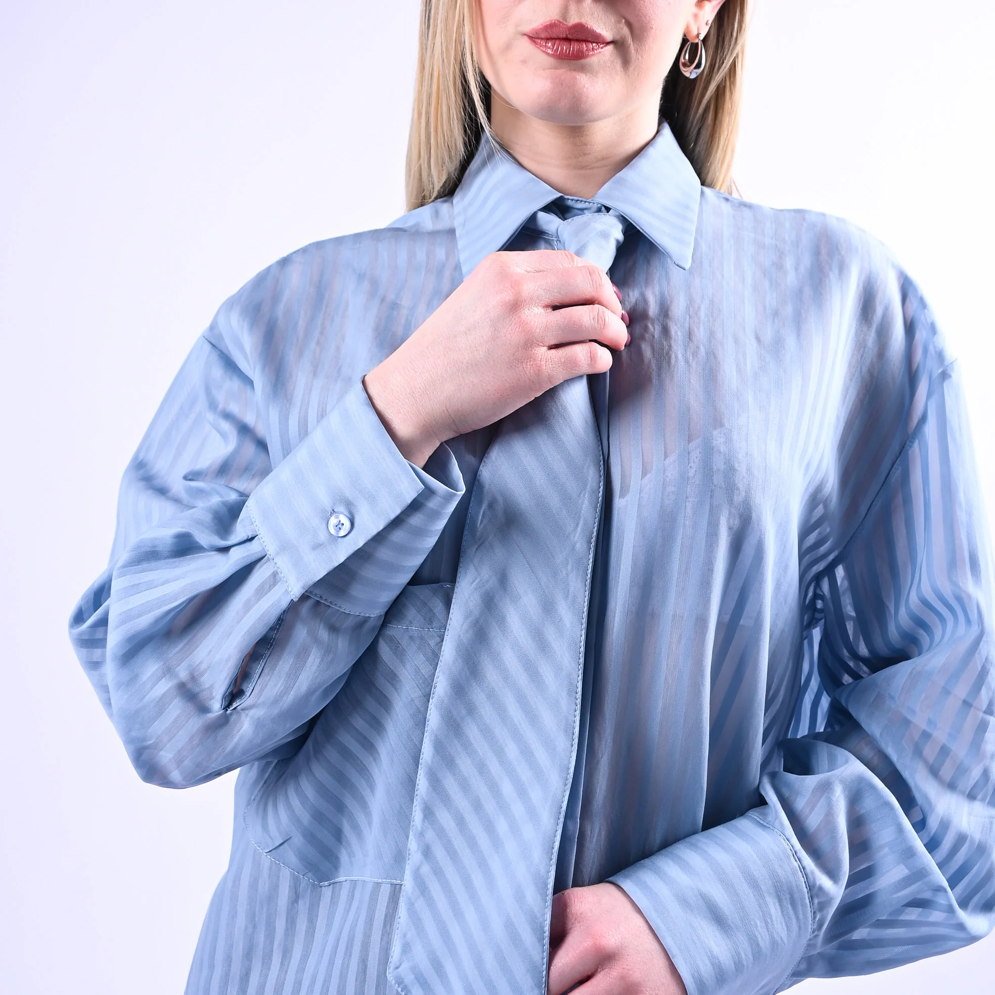 HAVEONE - CAMICIA ASIMMETRICA CON CRAVATTA ART.CVS-Q196 - CELESTE - Image 5