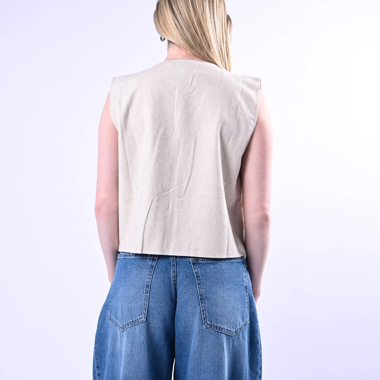 HAVEONE - GILET RICAMATO CON LACCETTI ART.LSS-Q023 - BEIGE - Image 4