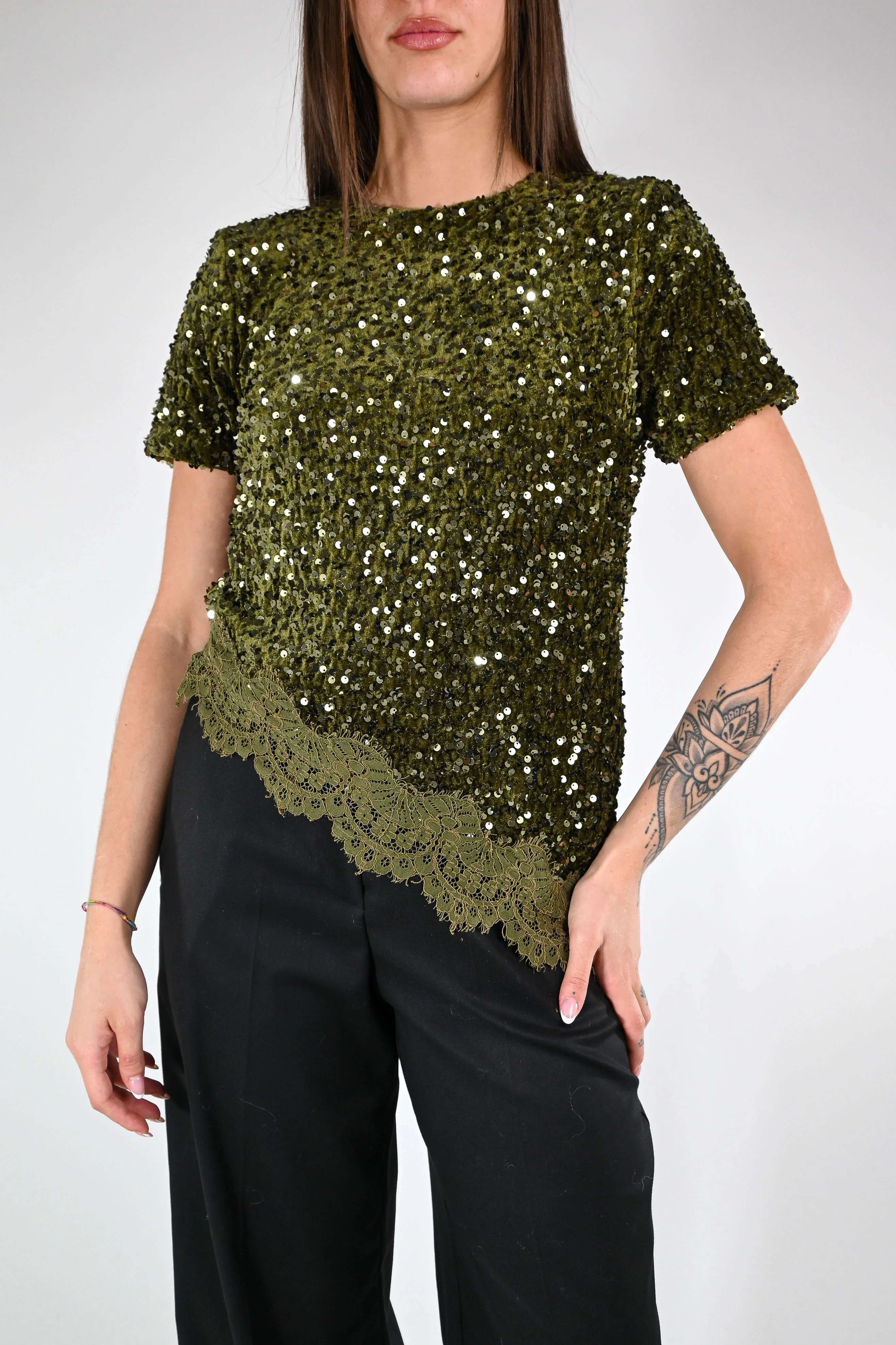 MOTEL - BLUSA PAILLETTES ASIMMETRICA+PIZZO ART.W25CC74 - MILITARE