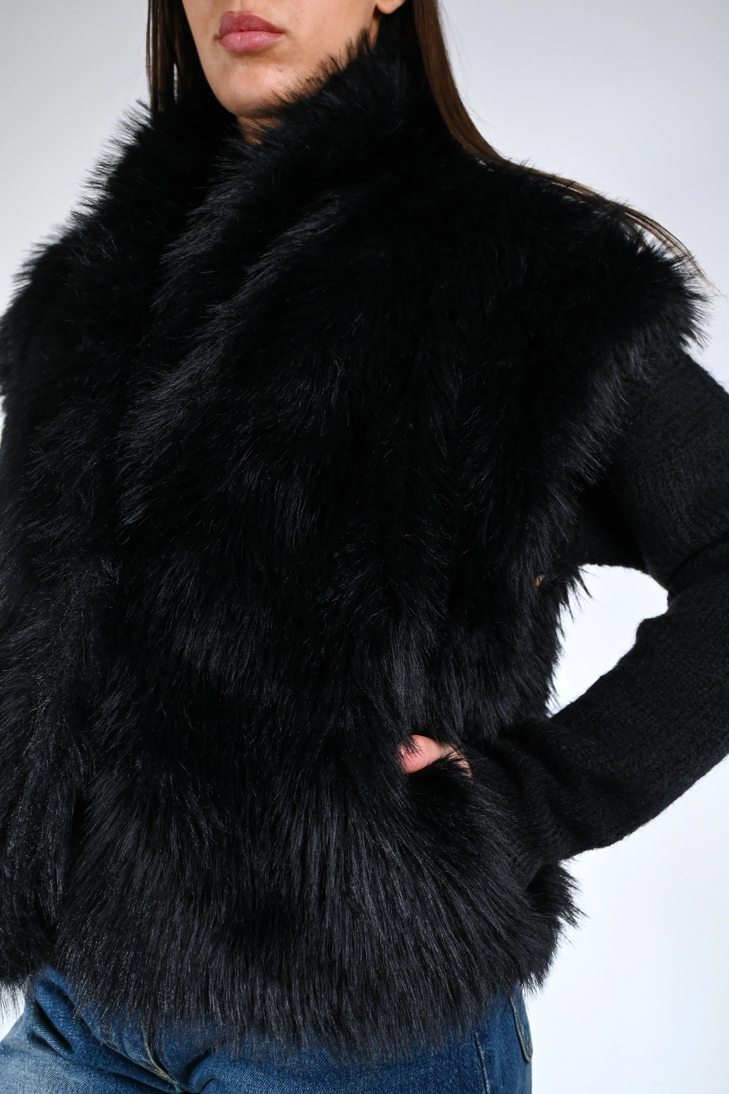 MOTEL - GILET ECOPELLICCIA A SCATOLA V ART.W25J101 - NERO - Image 5