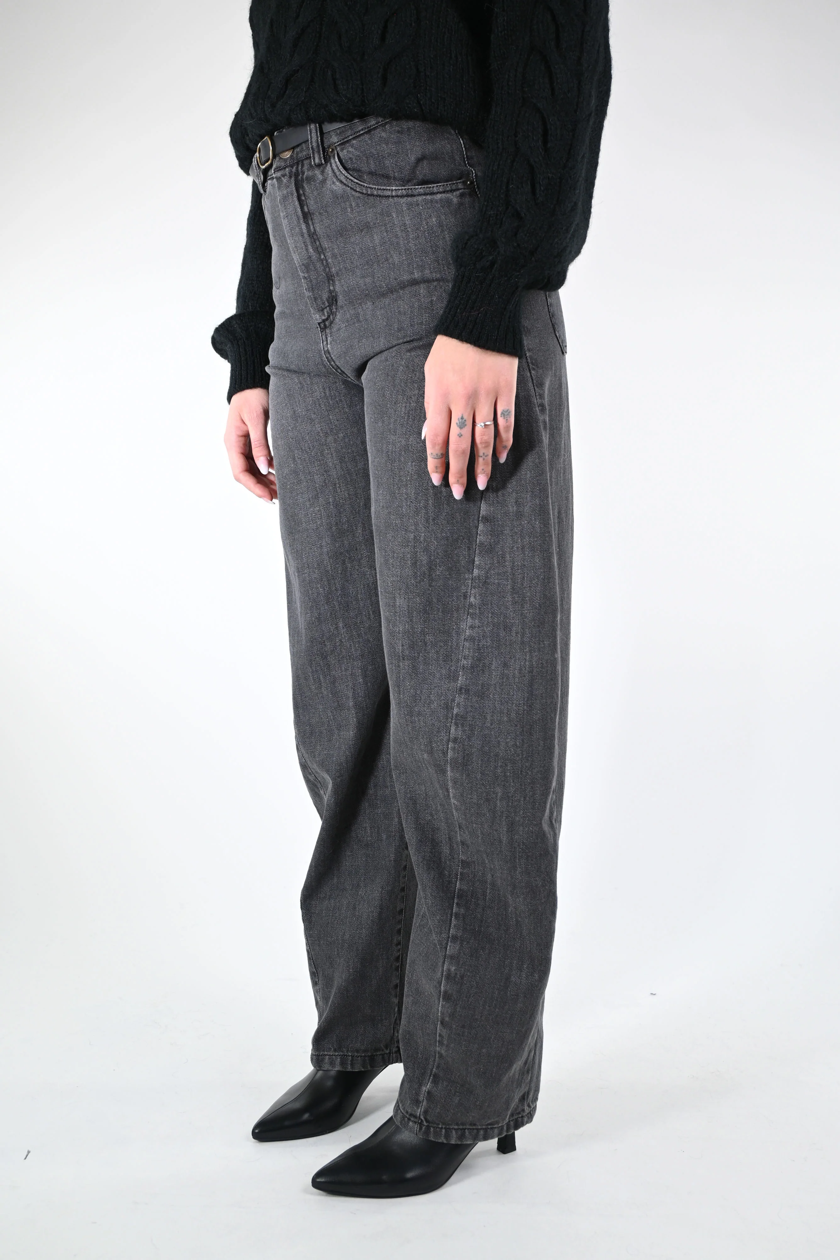 MOTEL - JEANS BALLOON CON SPICCHI ART.W25P194 - GRIGIO - Image 4