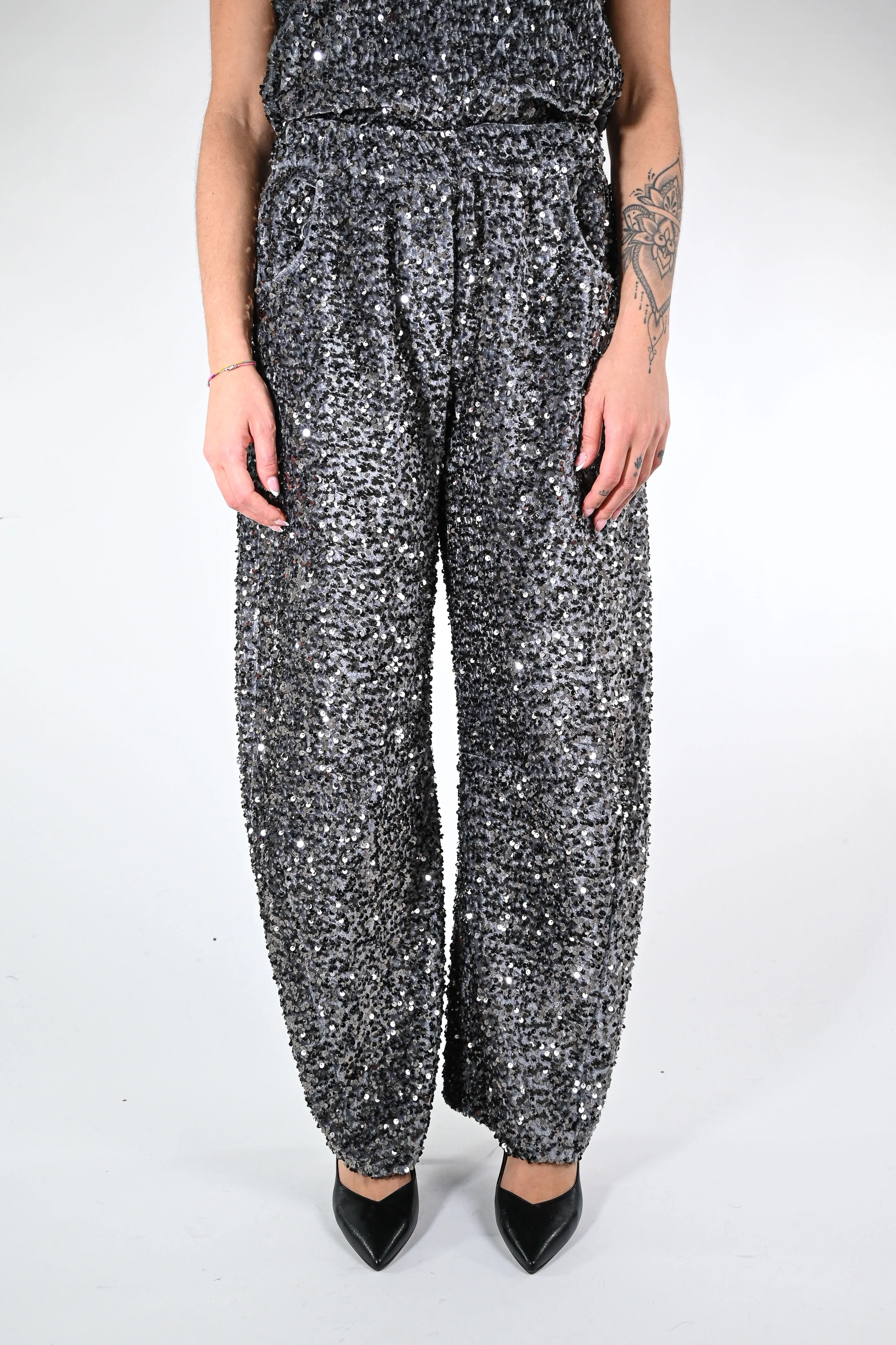 MOTEL - PANTALONE BARREL CON PAILLETTES ART.W25PC53 - GRIGIO - Image 2
