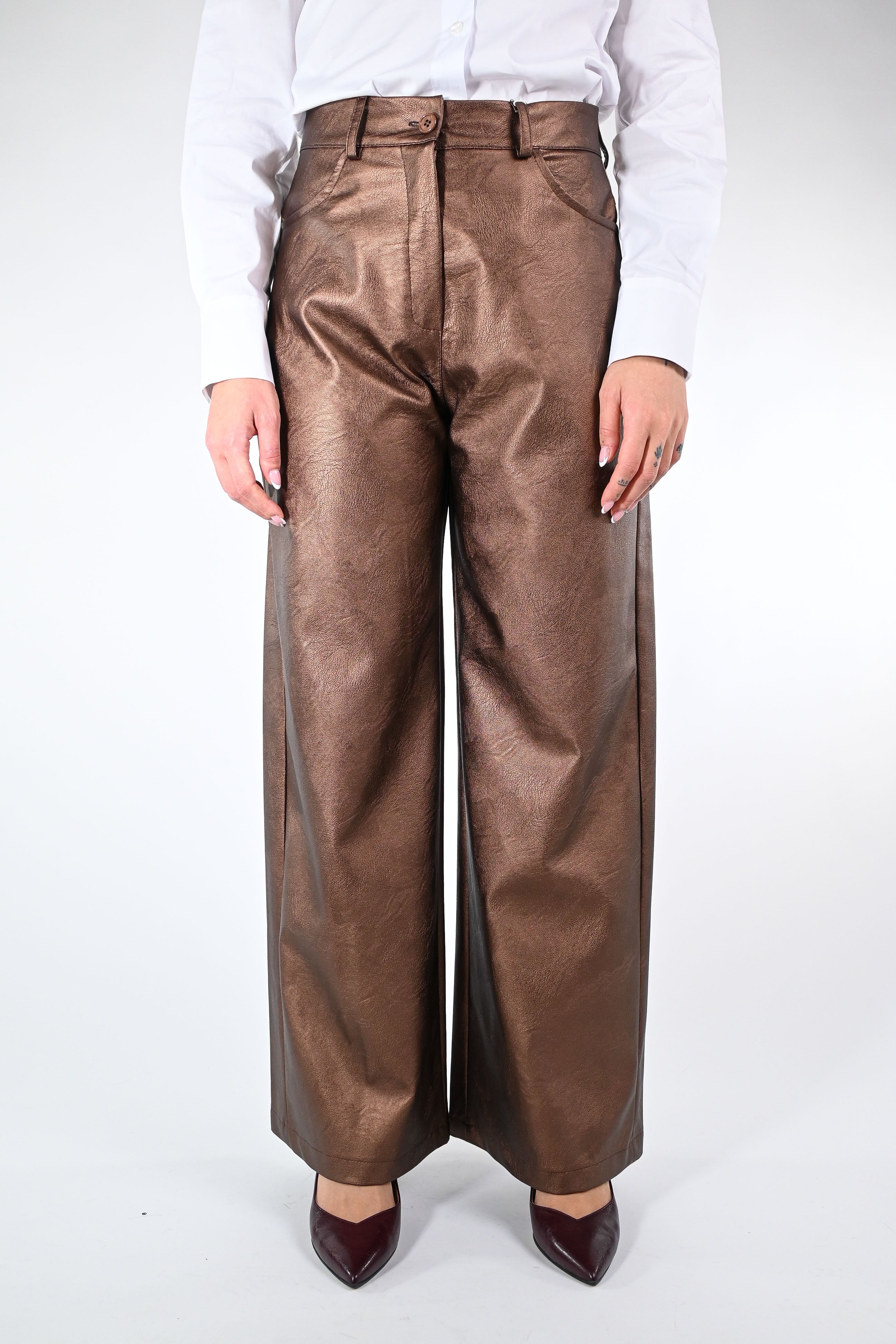 MOTEL - PANTALONE PALAZZO ECOPELLE LAMINATO ART.224223/L - BRONZO - Image 2