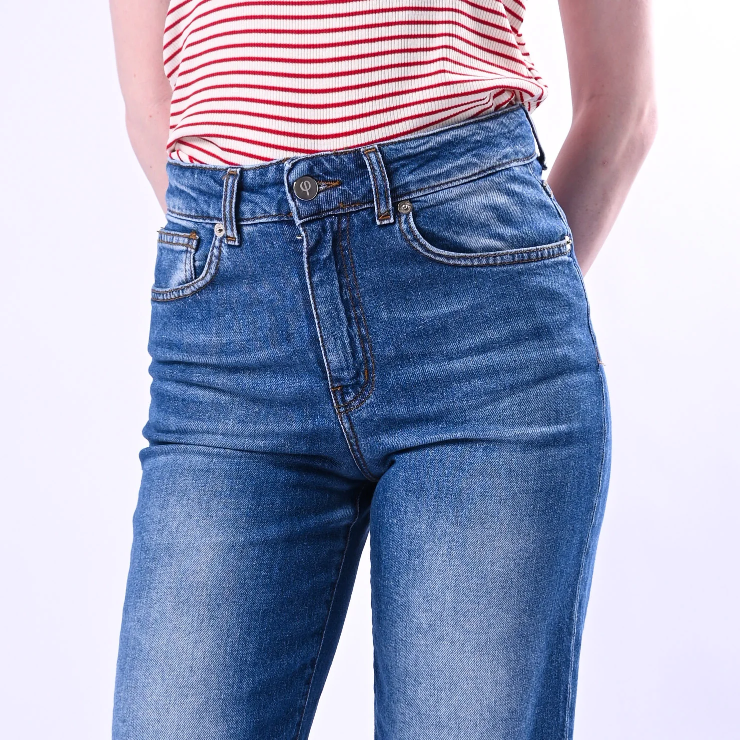 PHILIA LOFT - JEANS TROMBETTA SFRANGIATO ART.G02V0558 - LAVAGGIO MEDIO - Image 6