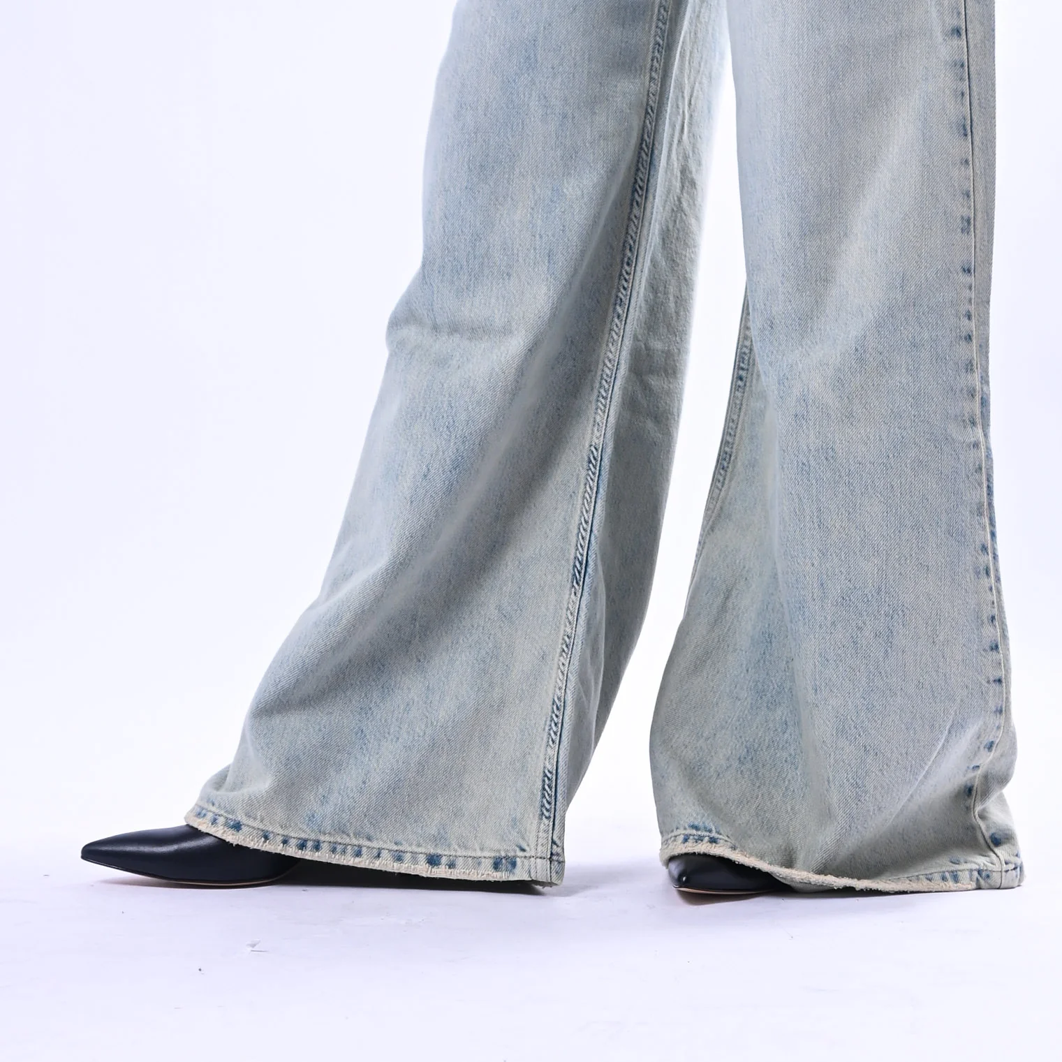 RECUPERO - JEANS FLAIR FLUIDO IN TENCEL ART.CUBIK - LAVAGGIO BLEACH - Image 6