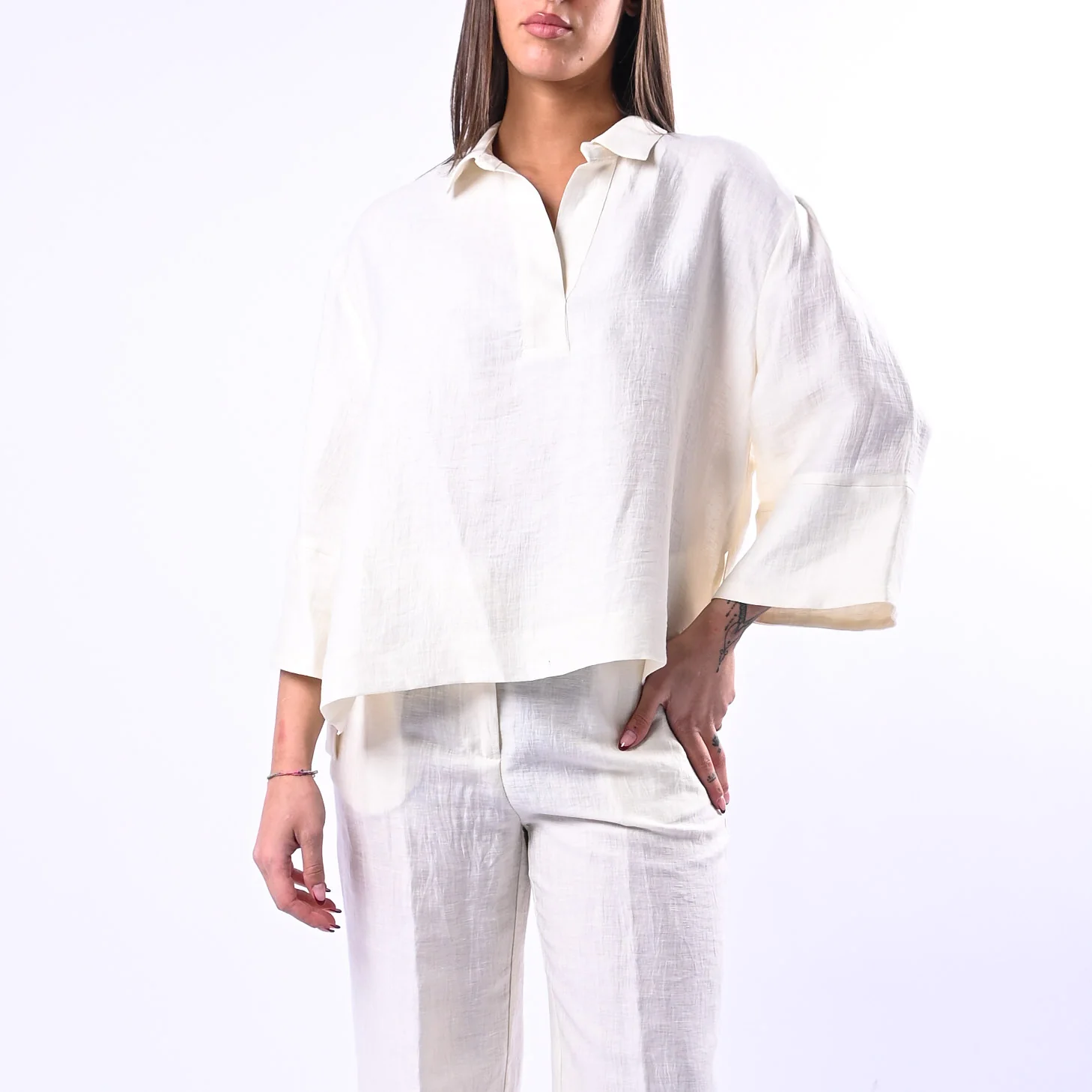 SOUVENIR PRIVE' - BLUSA A SCATOLA IN SHANTUNG ART.W39S0250 - LATTE - Image 2