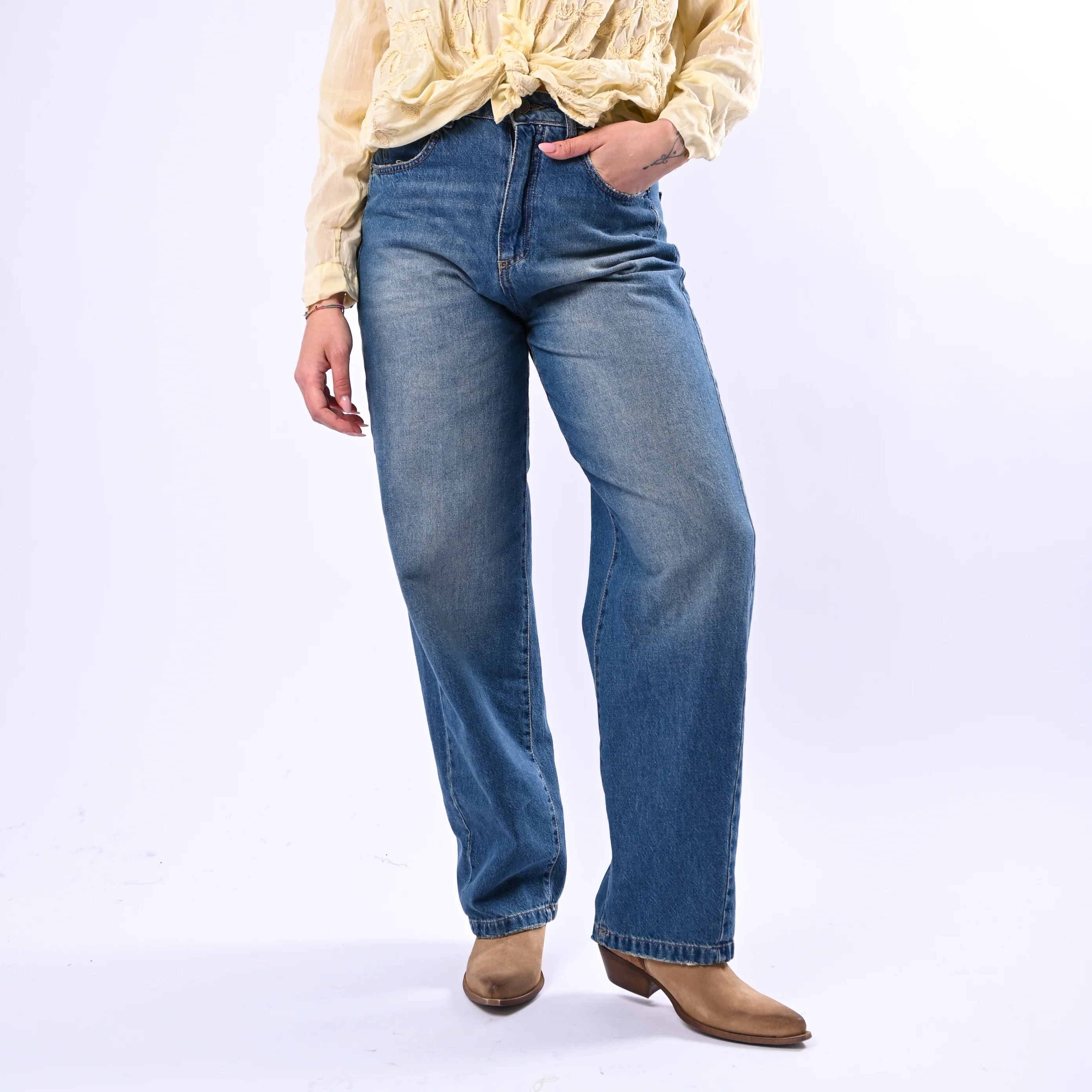 SOUVENIR PRIVE' - JEANS BARREL FLUIDO ART.C39S0027 - LAVAGGIO AL THE' CHIARO