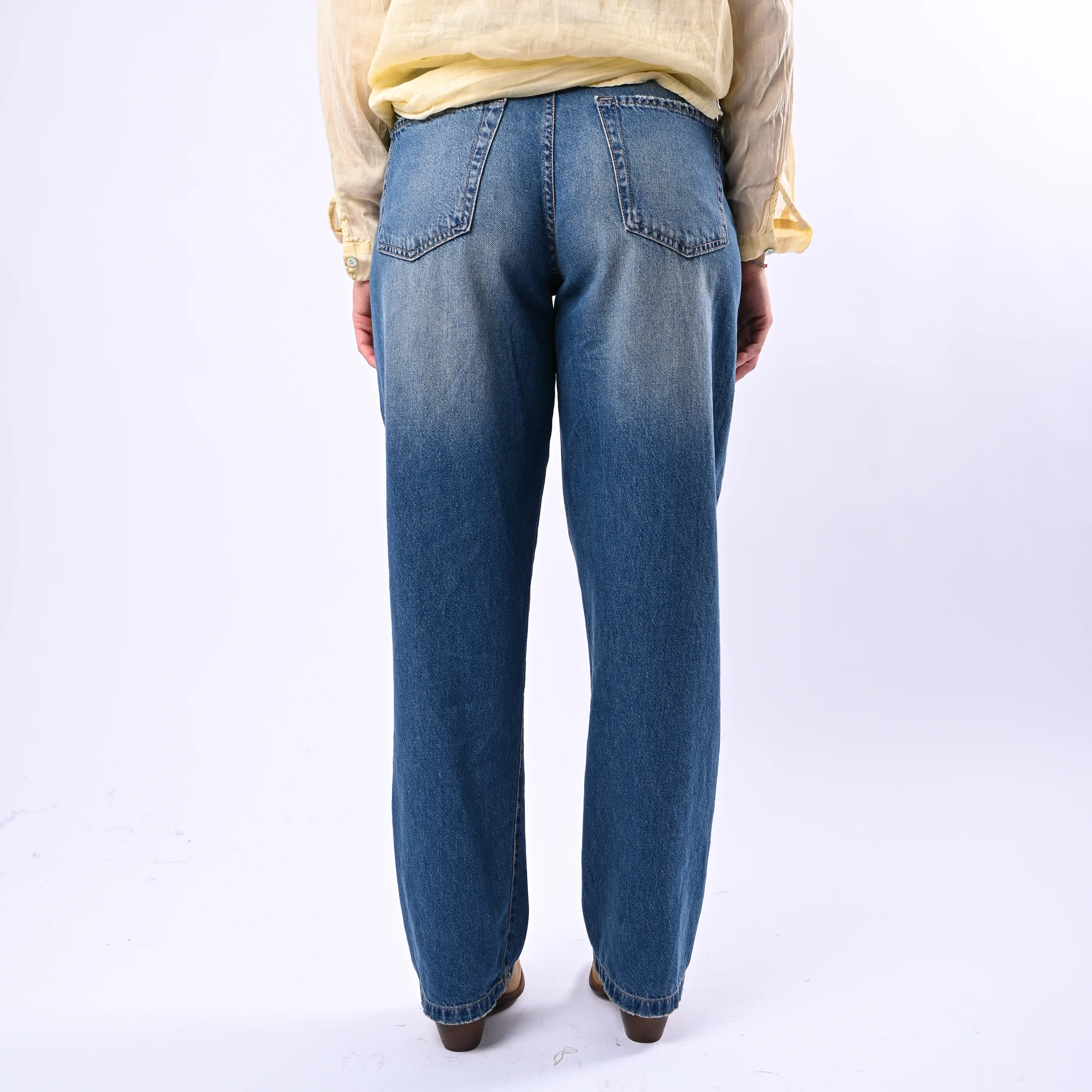 SOUVENIR PRIVE' - JEANS BARREL FLUIDO ART.C39S0027 - LAVAGGIO AL THE' CHIARO - Image 4