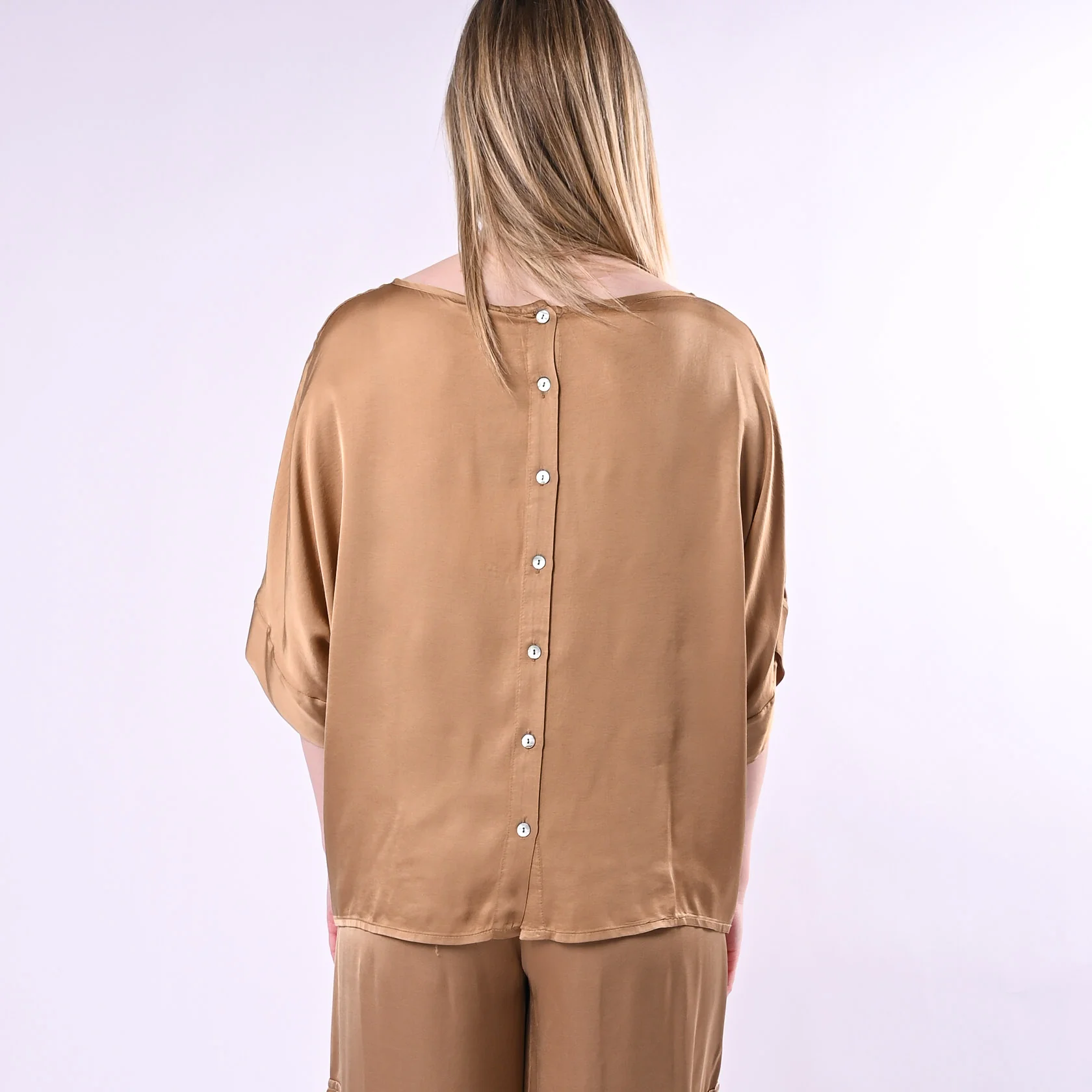 TENSIONE IN - BLUSA OVER RETRO ABBOTTONATO ART. G434B05Q/D - DESERTO - Image 4