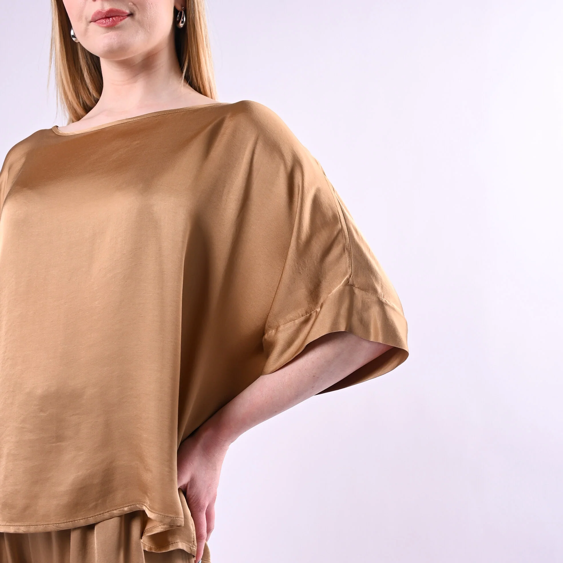 TENSIONE IN - BLUSA OVER RETRO ABBOTTONATO ART. G434B05Q/D - DESERTO - Image 5