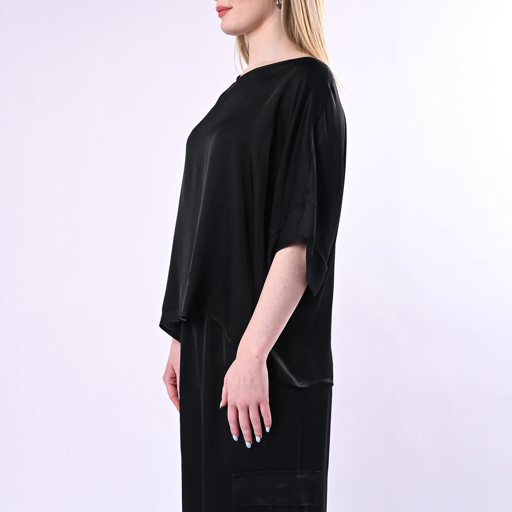TENSIONE IN - BLUSA OVER RETRO ABBOTTONATO ART. G434B05Q/N - NERO - Image 3
