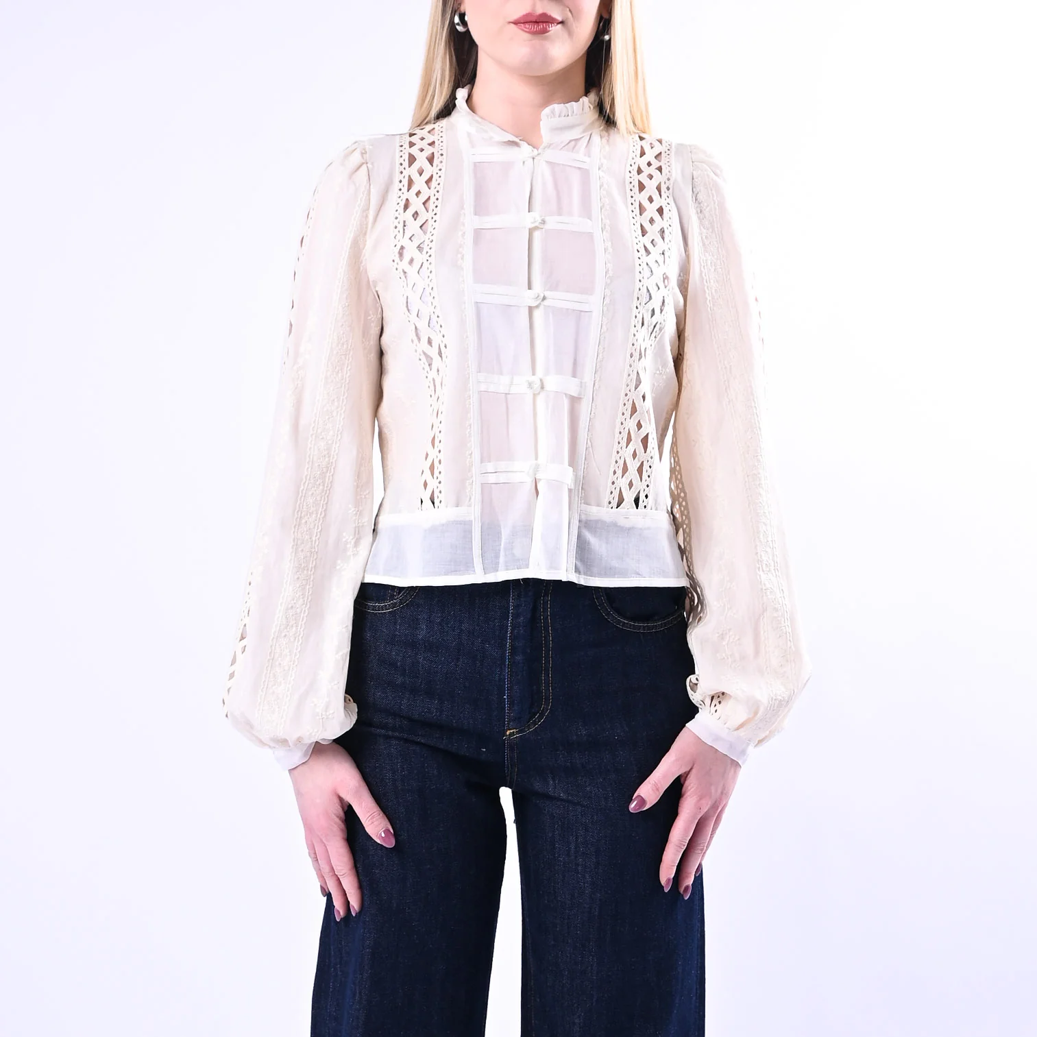 TENSIONE IN - CAMICIA CROP CON ALAMARI E PIZZO ART.S26C658 - BURRO - Image 2