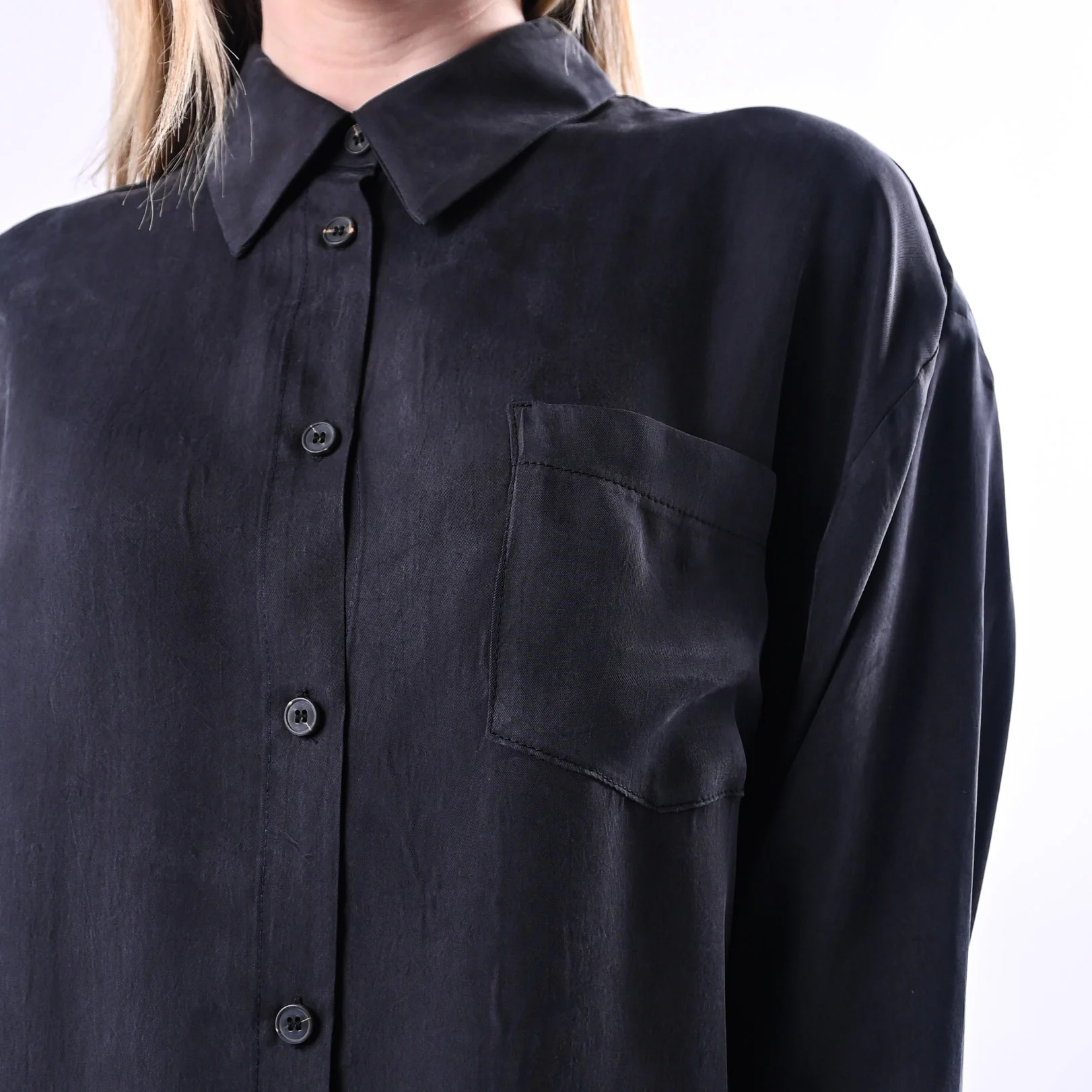 TENSIONE IN - CAMICIA FLUIDA IN CUPRO ART.26C4727/N - NERO - Image 5