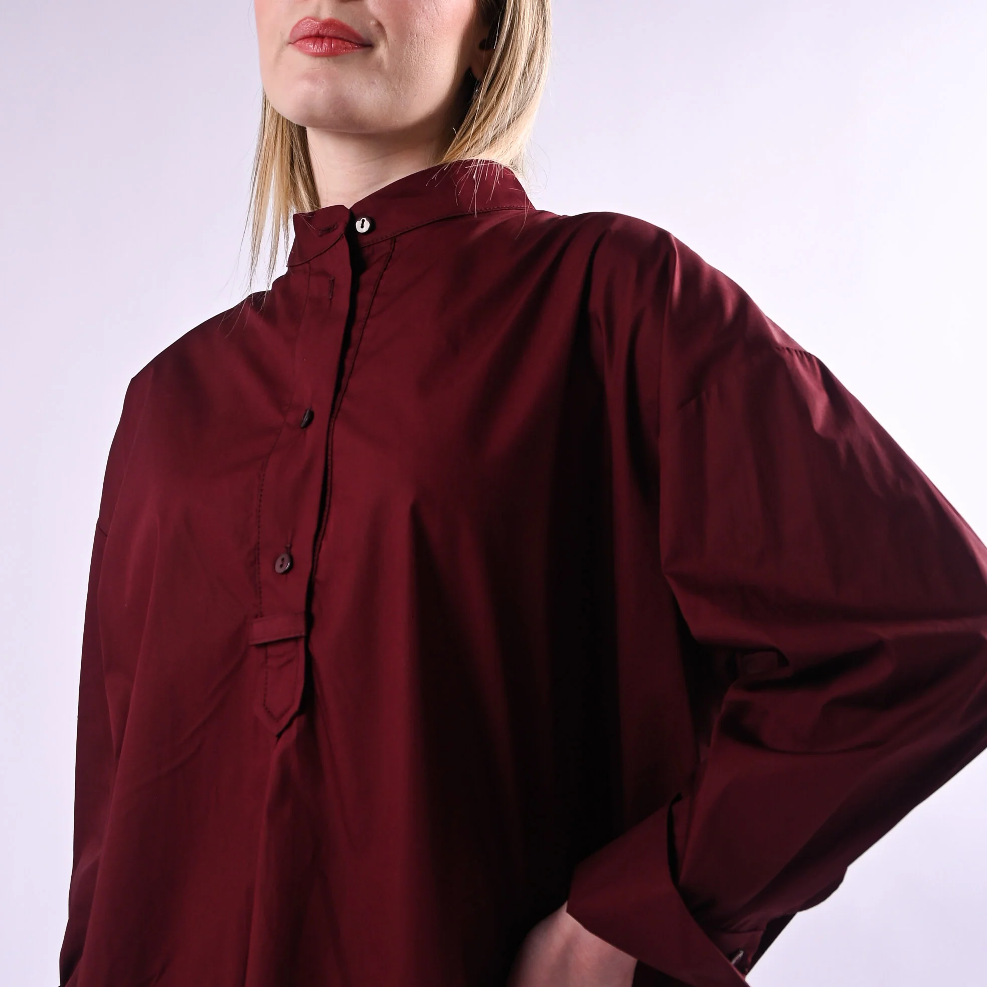 TENSIONE IN - CAMICIA POPELINE OVER COREANA MEZZA ABBOTTONATURA ART. 26C4933/B - BORDEAUX - Image 6