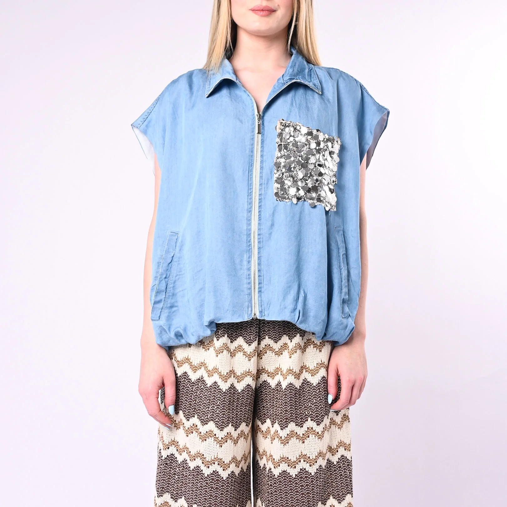TENSIONE IN - GILET CHAMBRAY CON TASCA PAILLETTES E ZIP ART. PE260190/D - DENIM - Image 2
