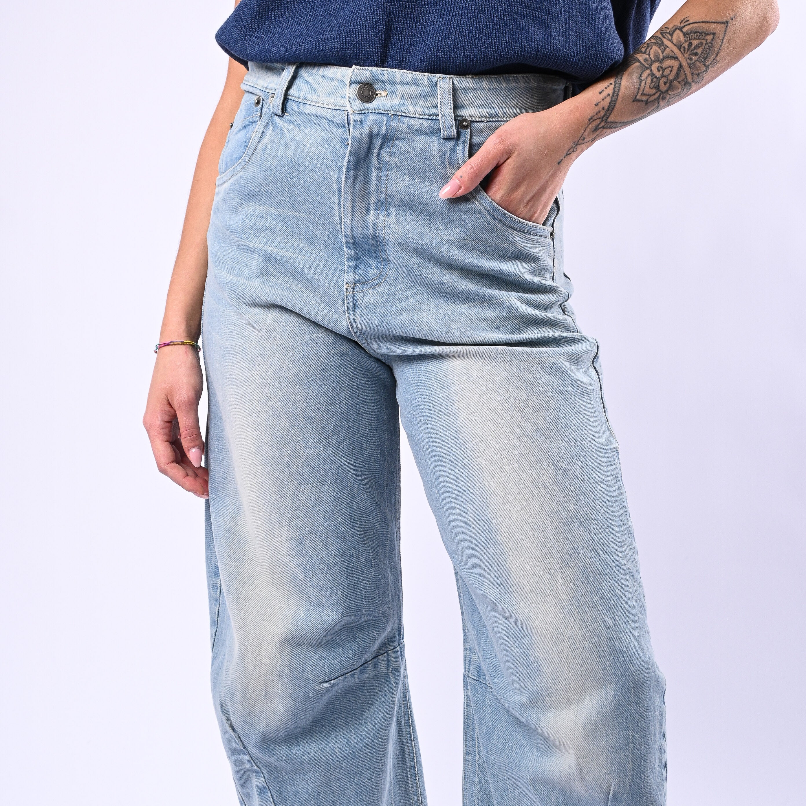 TENSIONE IN - JEANS BALLON CON RIPRESE ART.S26P289 - STONE BLEACH - Image 5