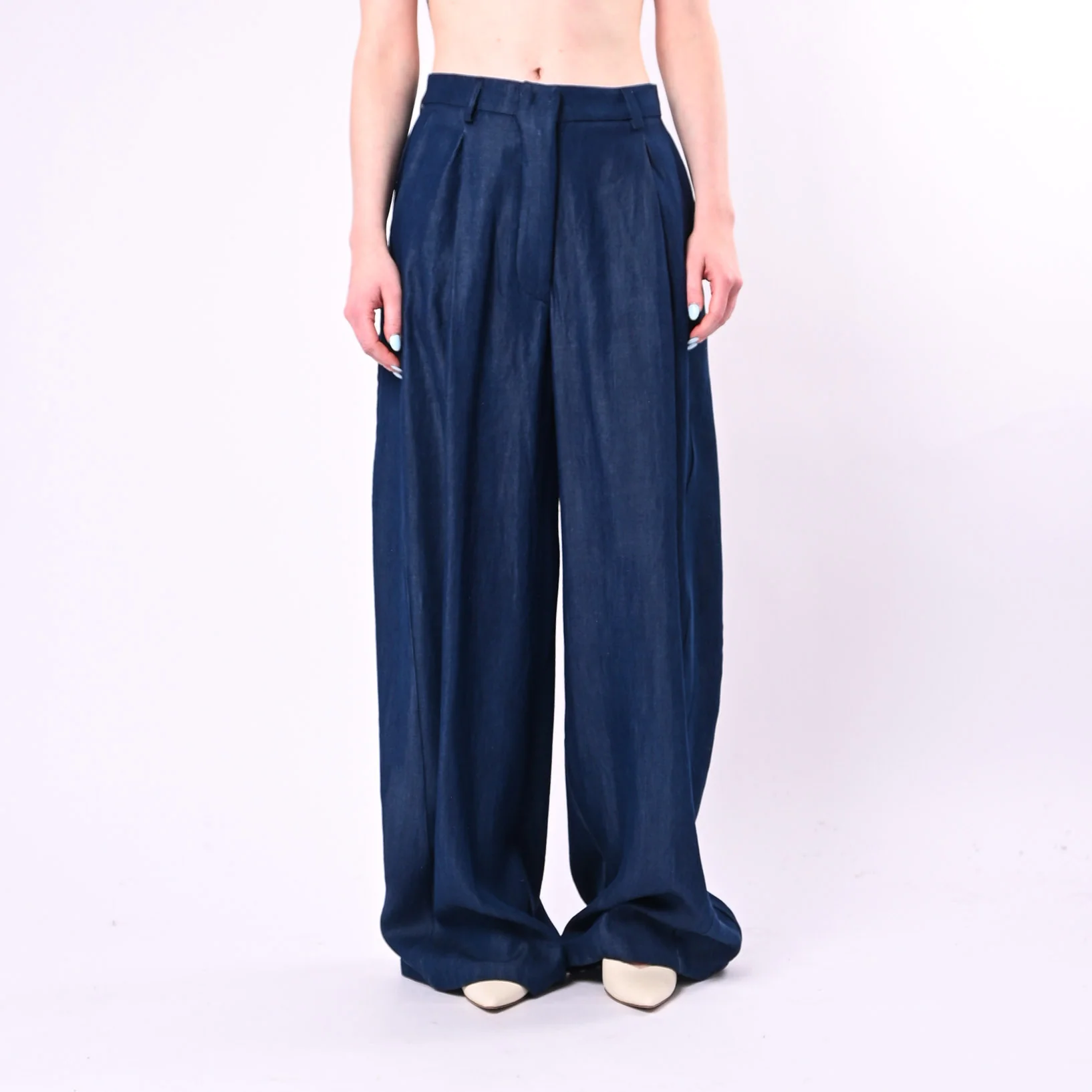 TENSIONE IN - PANTALONI BALLOON IN LYOCELL CON PINCES ART. S26PE21/B - BLU - Image 2