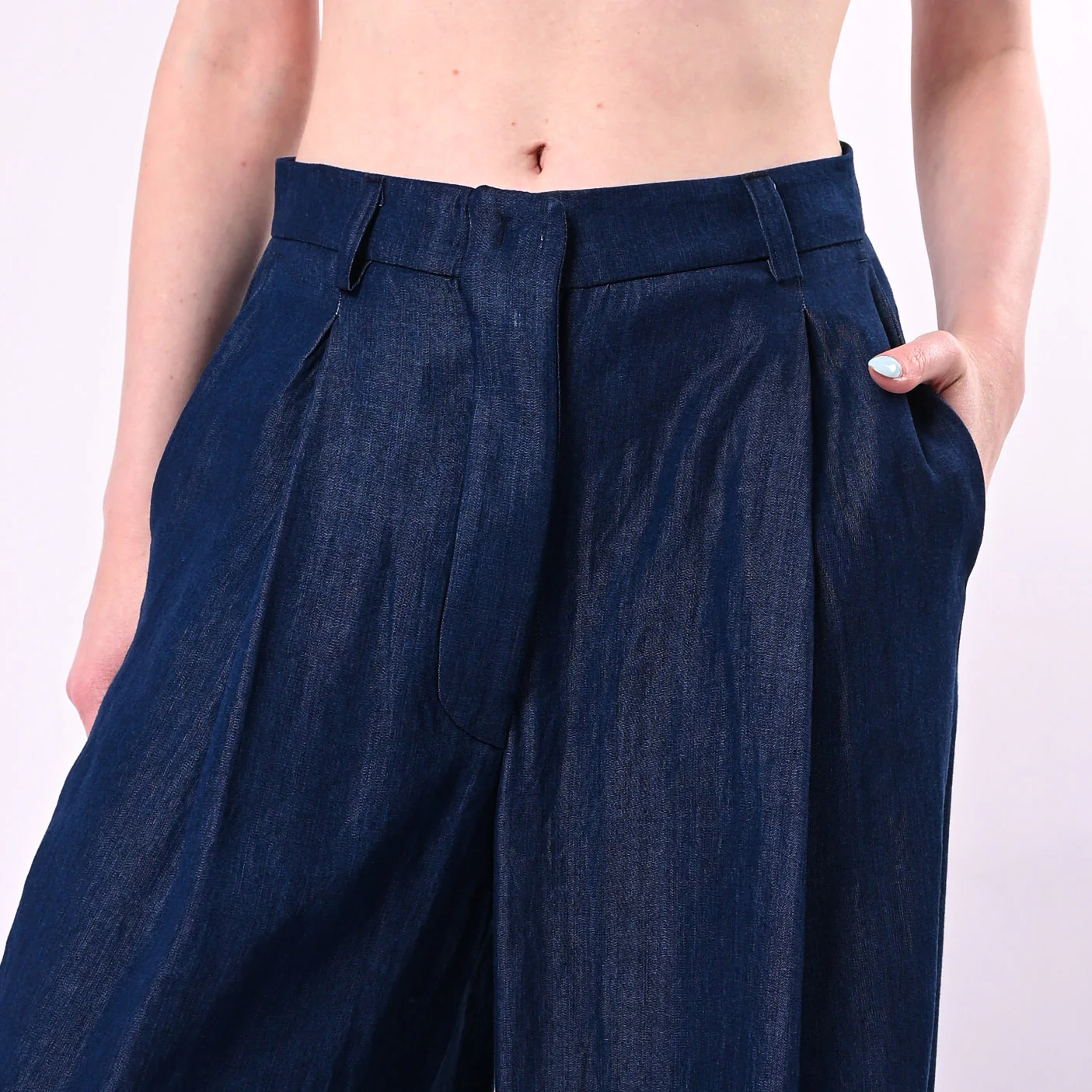 TENSIONE IN - PANTALONI BALLOON IN LYOCELL CON PINCES ART. S26PE21/B - BLU - Image 5