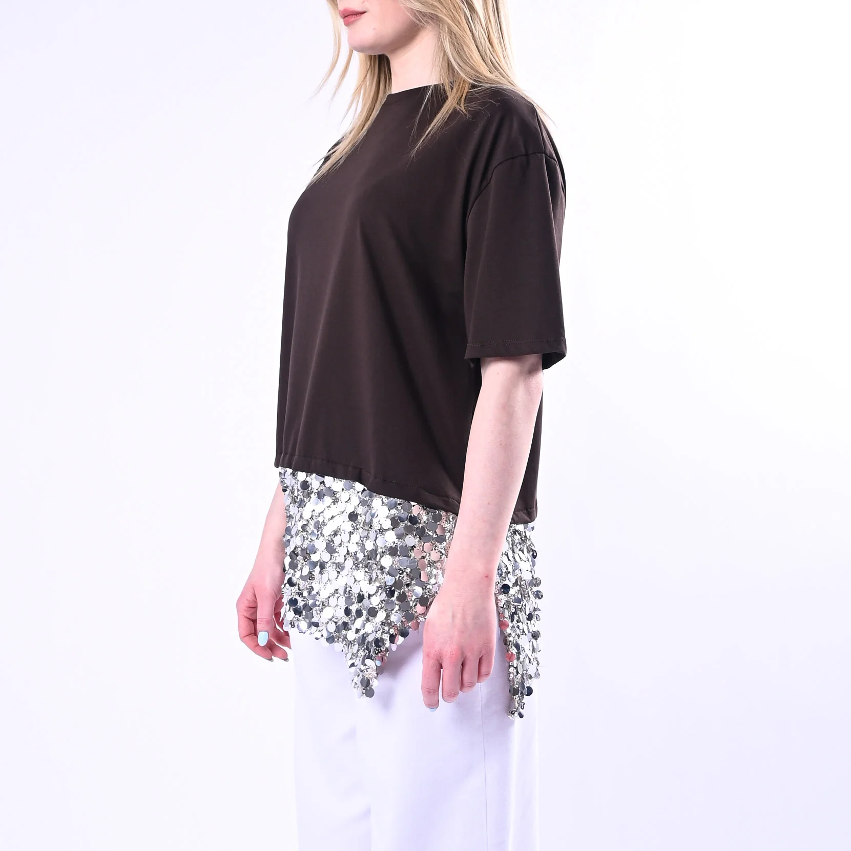 TENSIONE IN - T-SHIRT ASIMMETRICA CON INSERTO PAILLETTES ART.260187/M - MORO - Image 3