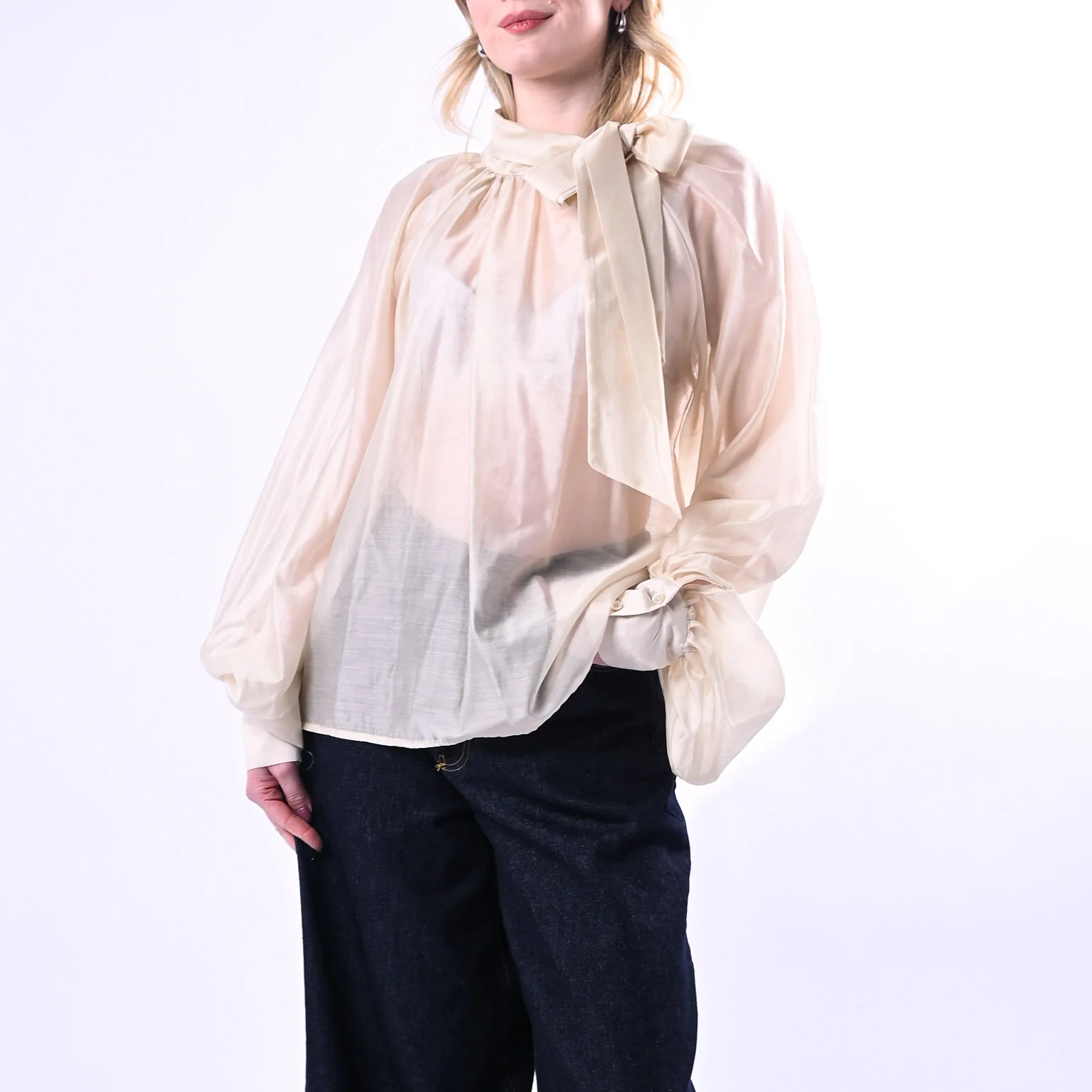 VICOLO - CAMICIA CON FIOCCO E MANICA SBUFFO ART.TAB0210 - AVORIO