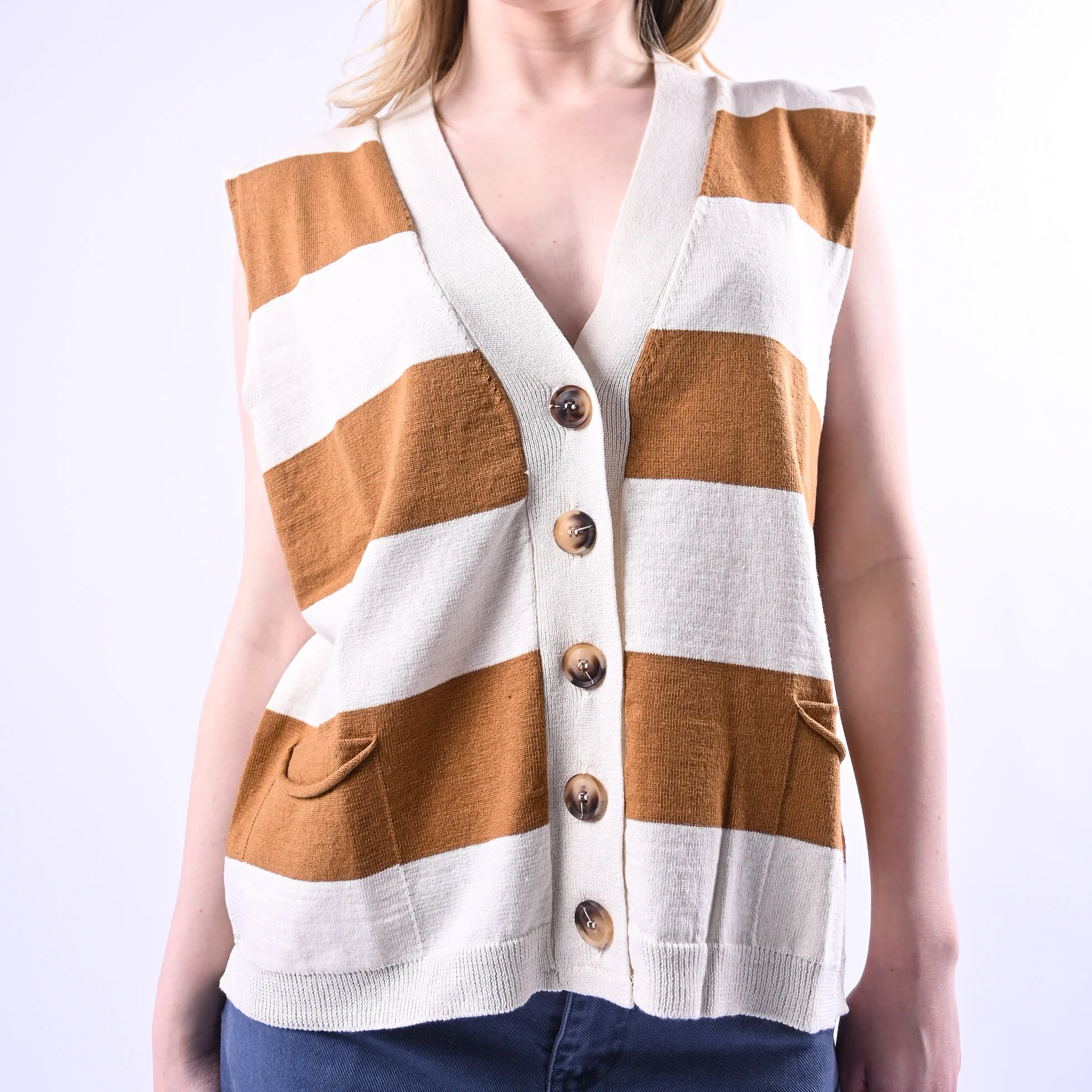 VICOLO - GILET OVER IN MAGLIA A RIGHE ART.24B3134 - BURRO/CAMMELLO - Image 5