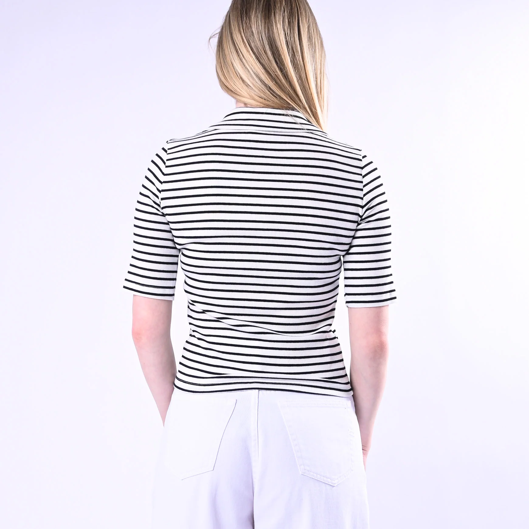 VICOLO - POLO RIGHE A COSTINE ART.UNB0342/BN - BIANCO/NERO - Image 4