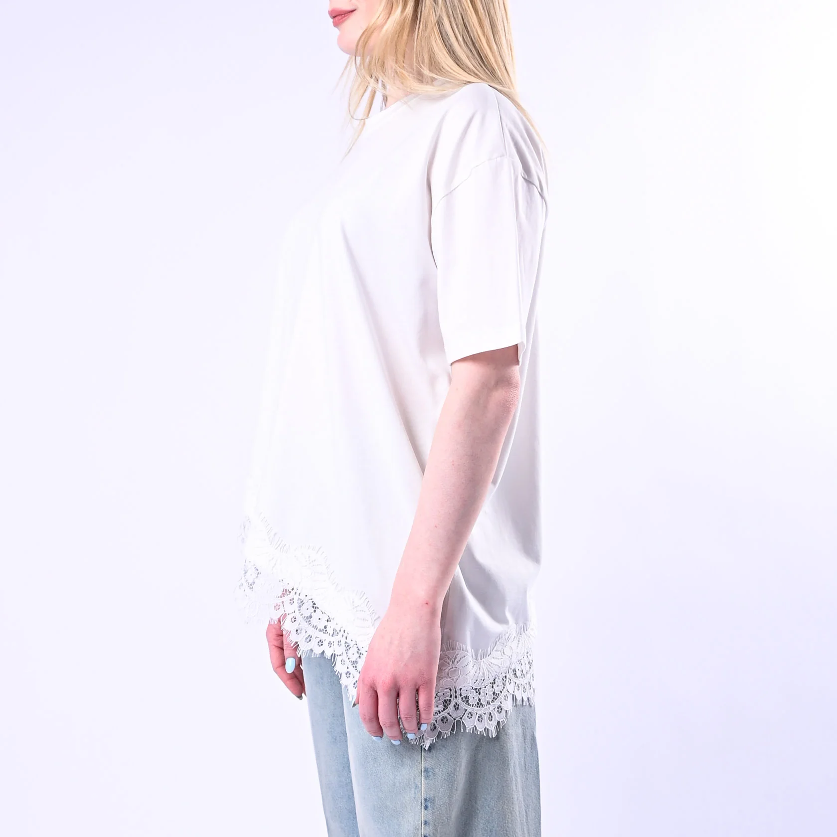 VICOLO - T-SHIRT ASIMMETRICA CON PIZZO ART.RAB0598/N - NATURALE - Image 3