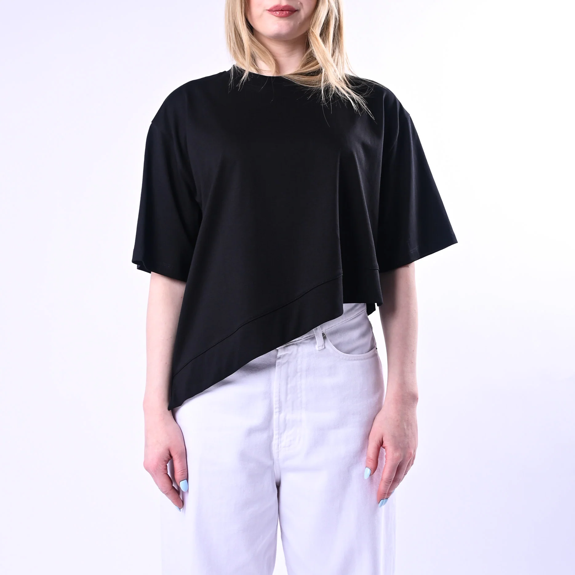 VICOLO - T-SHIRT GIRCOLLO ASIMMETRICA ART.UAB0281/N - NERO - Image 2