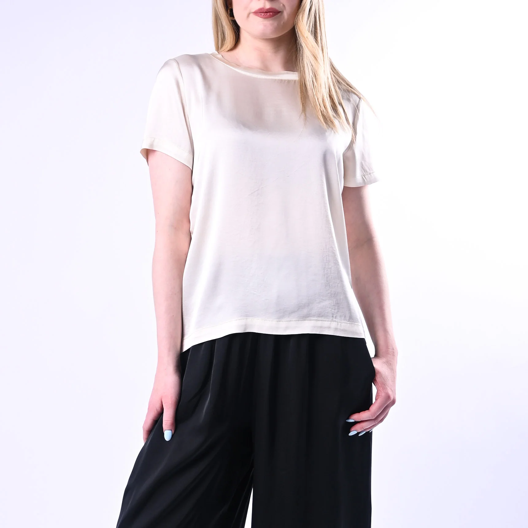 VICOLO - T-SHIRT GIROCOLLO IN VISCOSA ART.TAB0083/B - BURRO