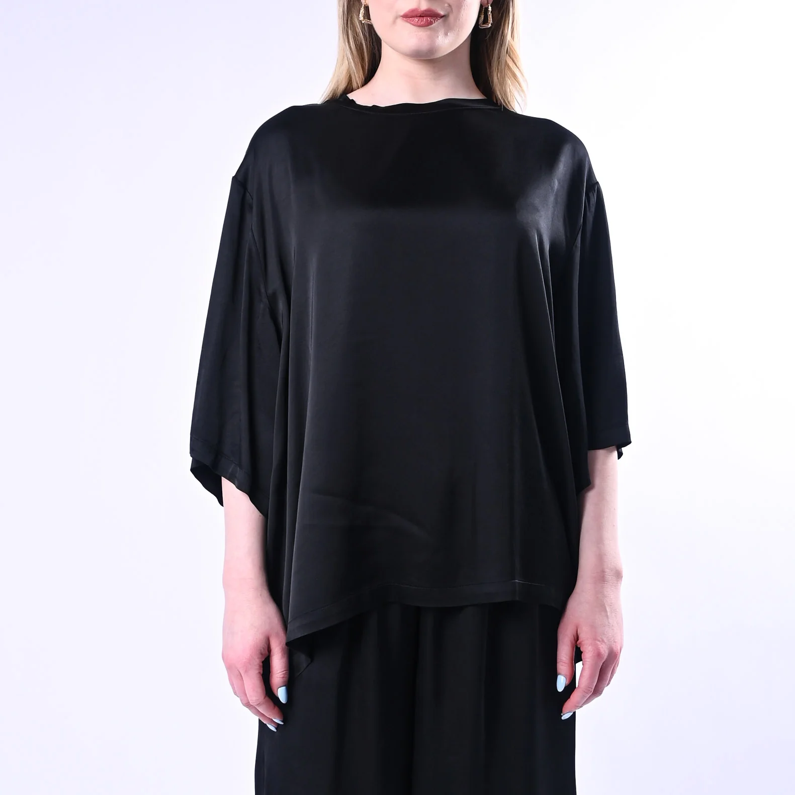 VICOLO - T-SHIRT OVER IN VISCOSA ART.TAB0081/N - NERO - Image 3
