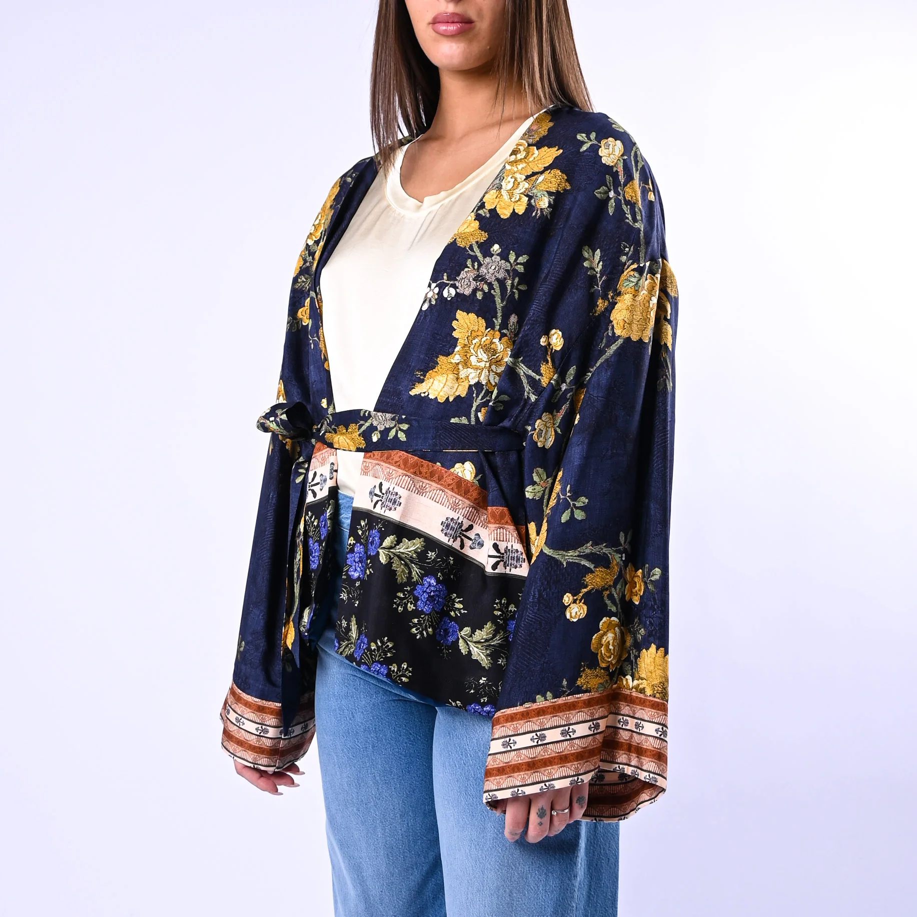 WU'SIDE - GIACCA/KIMONO CORTO MANICA LARGA ART.26277 - BLU/ORO/PANNA - Image 4