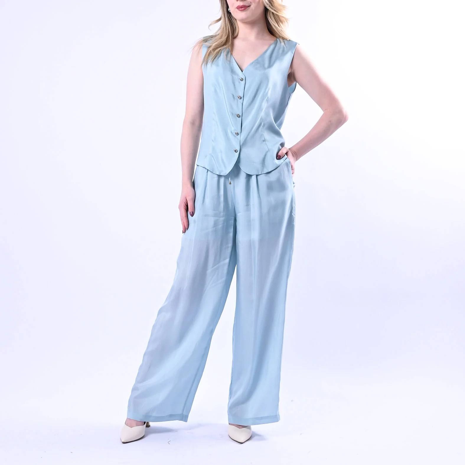 WU'SIDE - GILET FLUIDO CON BOTTONI GIOIELLO ART.26293 - CIELO