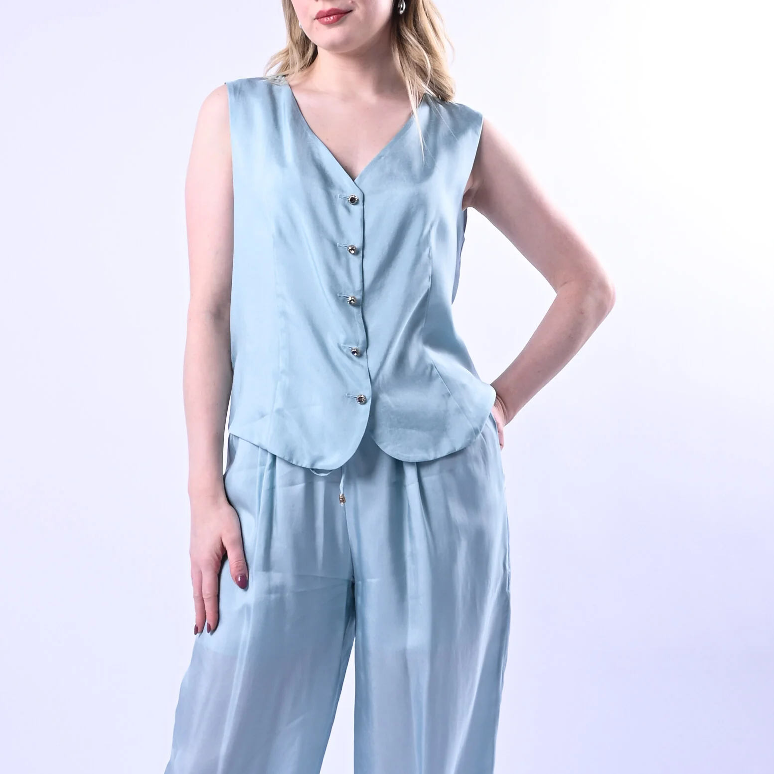 WU'SIDE - GILET FLUIDO CON BOTTONI GIOIELLO ART.26293 - CIELO - Image 2