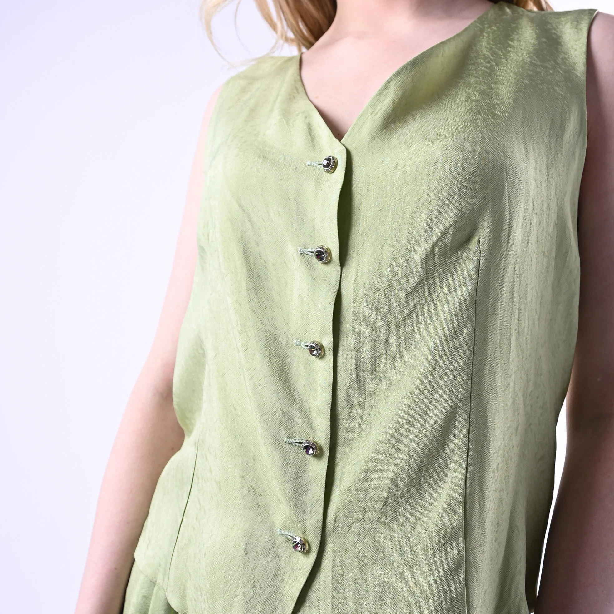 WU'SIDE - GILET FLUIDO CON BOTTONI GIOIELLO ART.26293 - SALVIA - Image 6